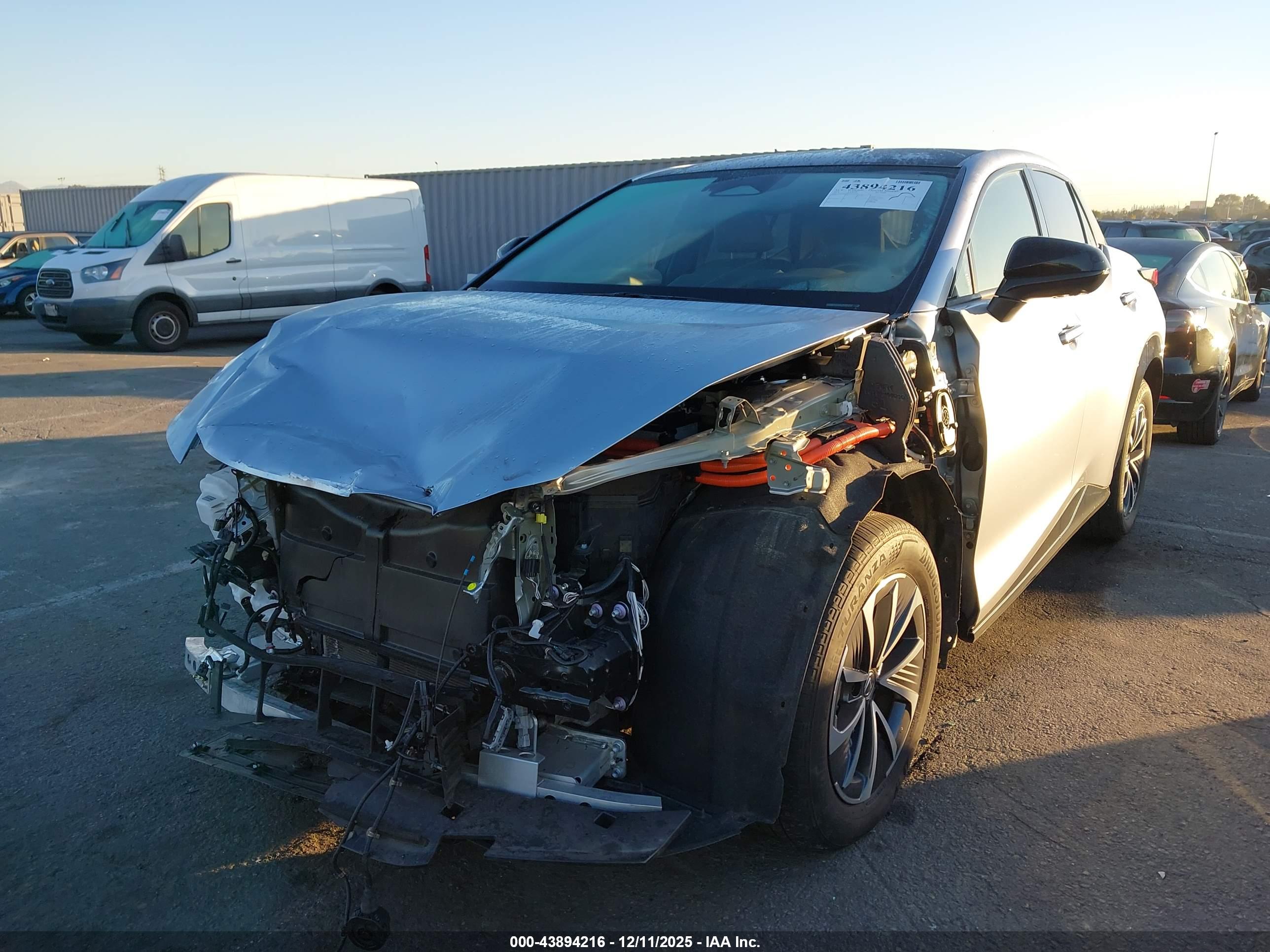 LEXUS RZ image 2