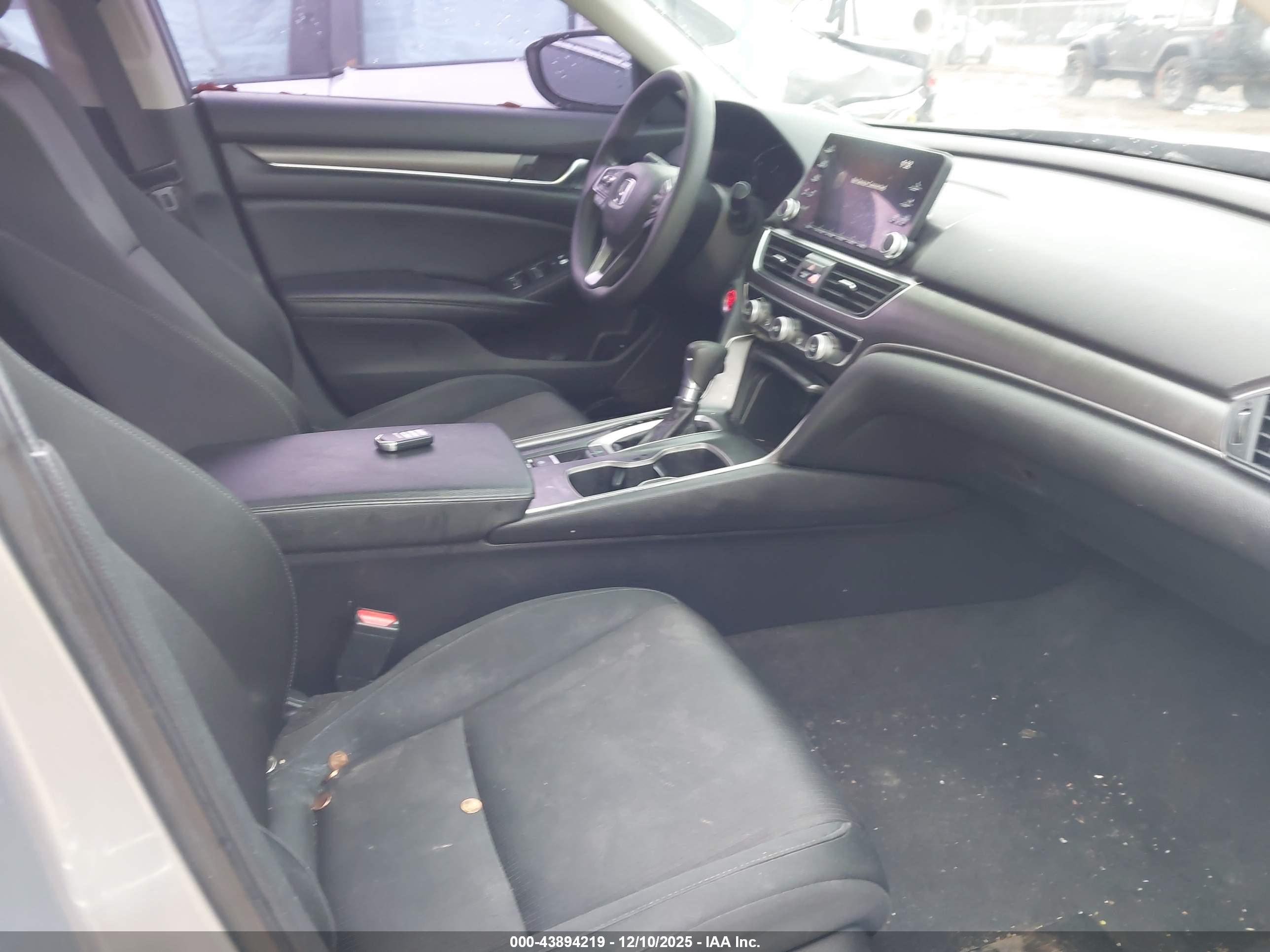 HONDA ACCORD image 5