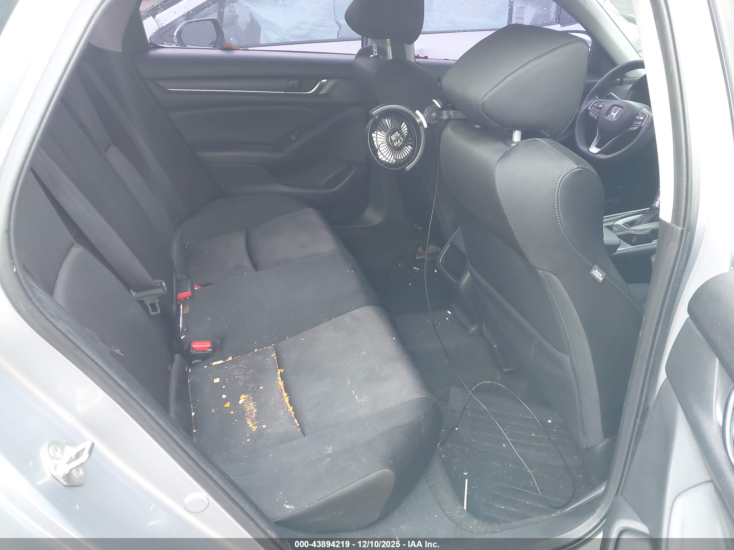 HONDA ACCORD image 8