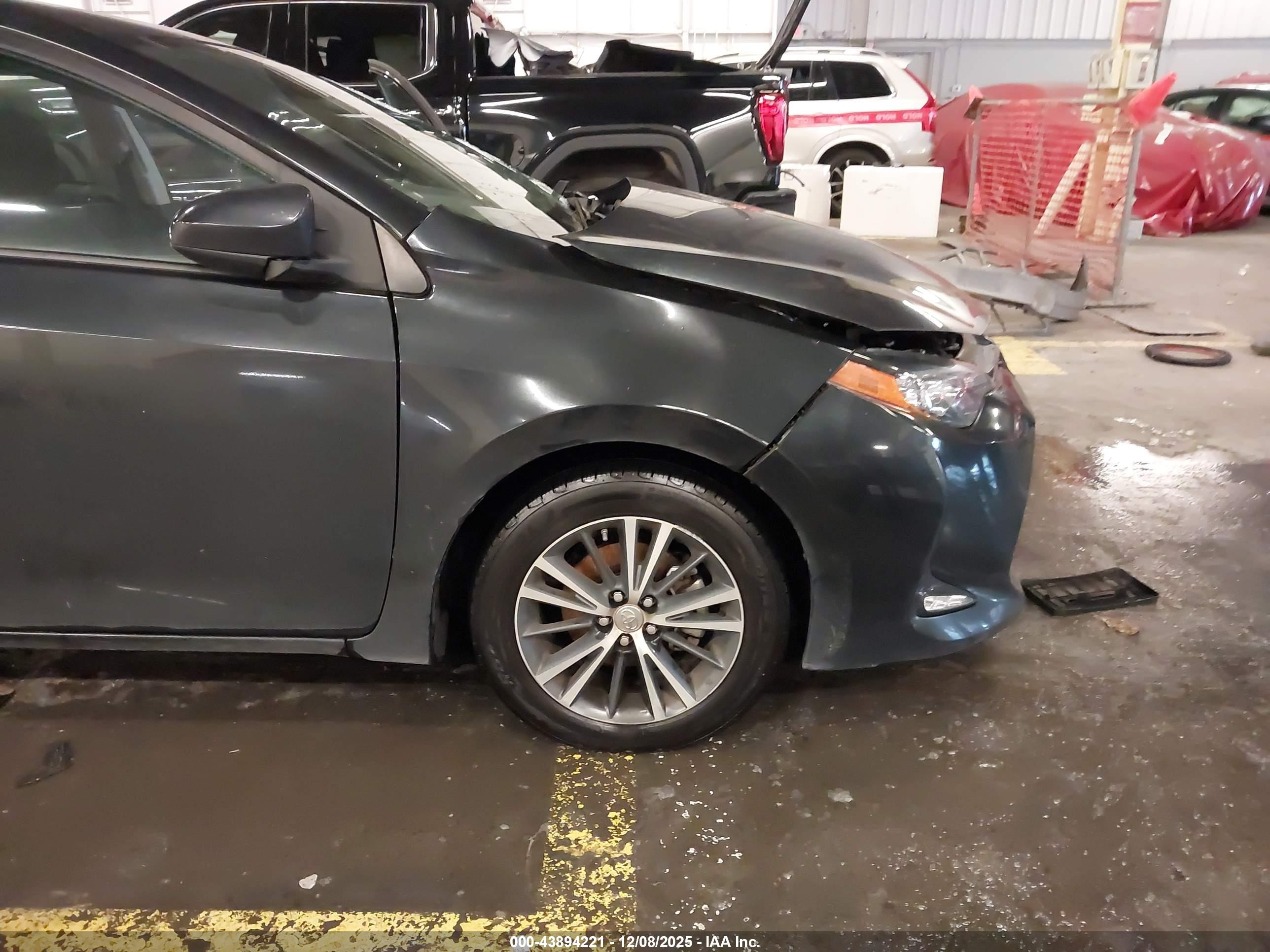TOYOTA COROLLA image 6