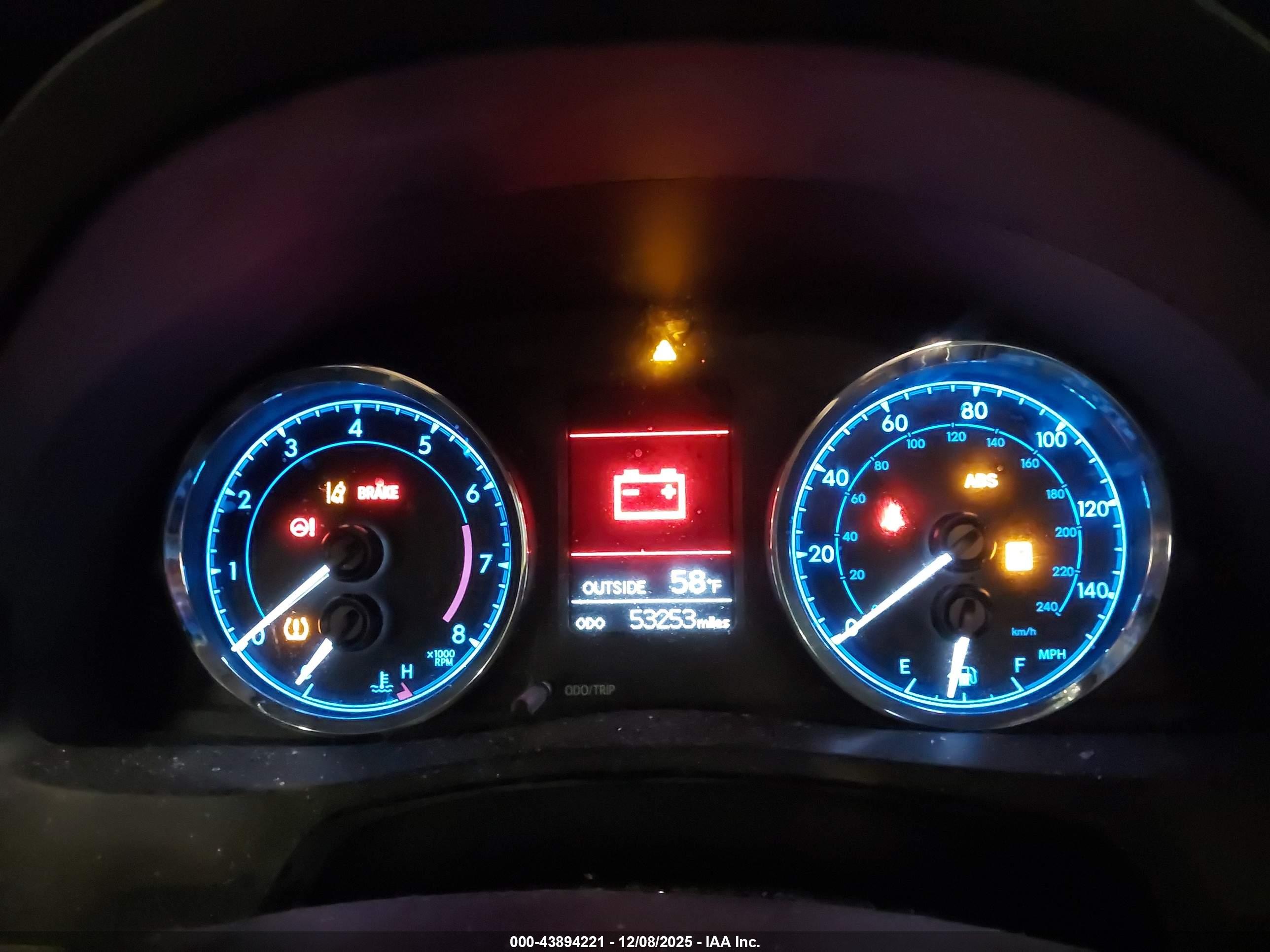 TOYOTA COROLLA image 7