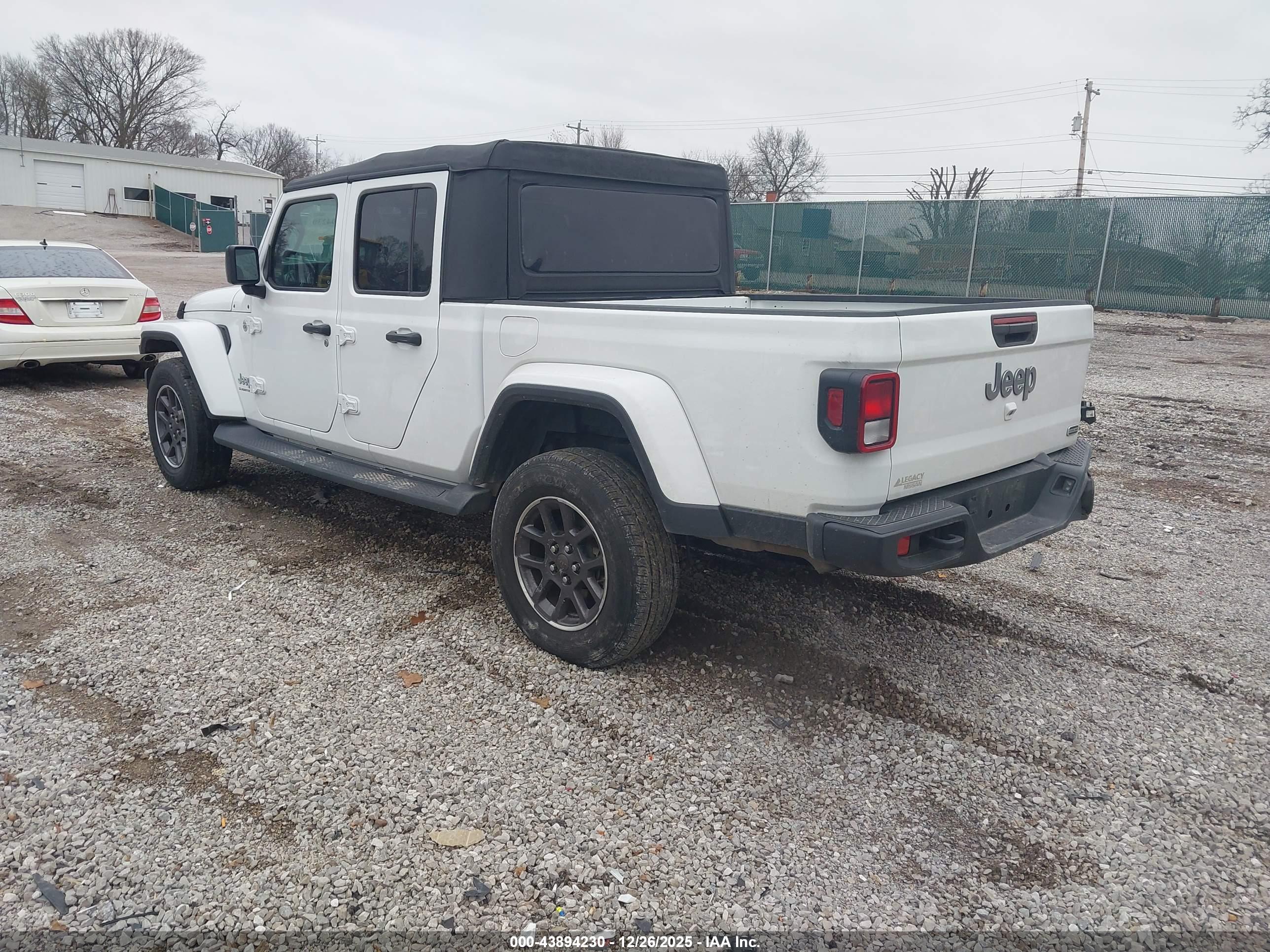 JEEP GLADIATOR image 3