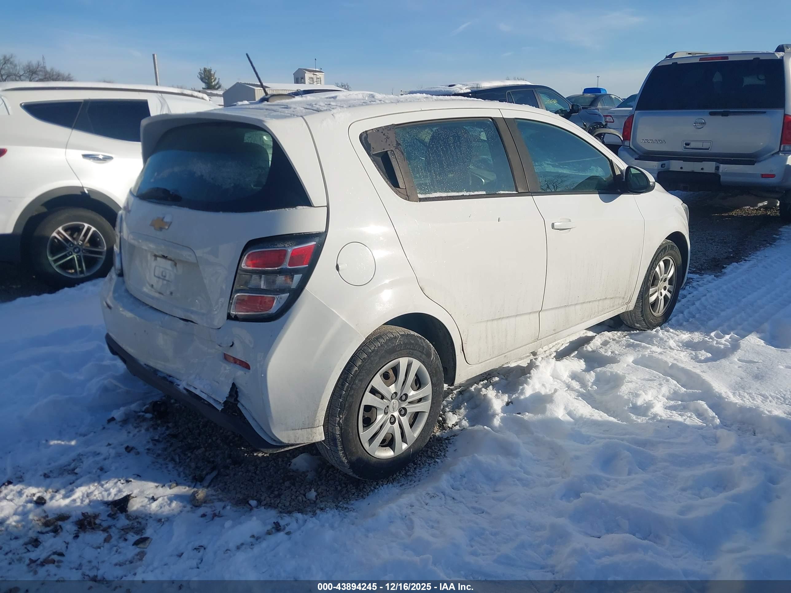 CHEVROLET SONIC image 4