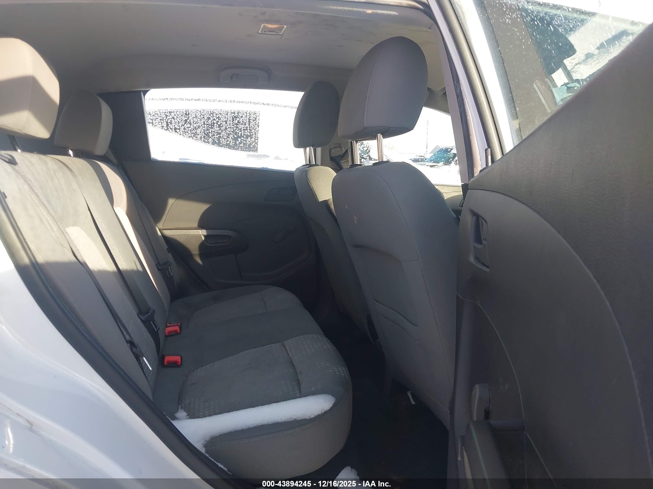 CHEVROLET SONIC image 8