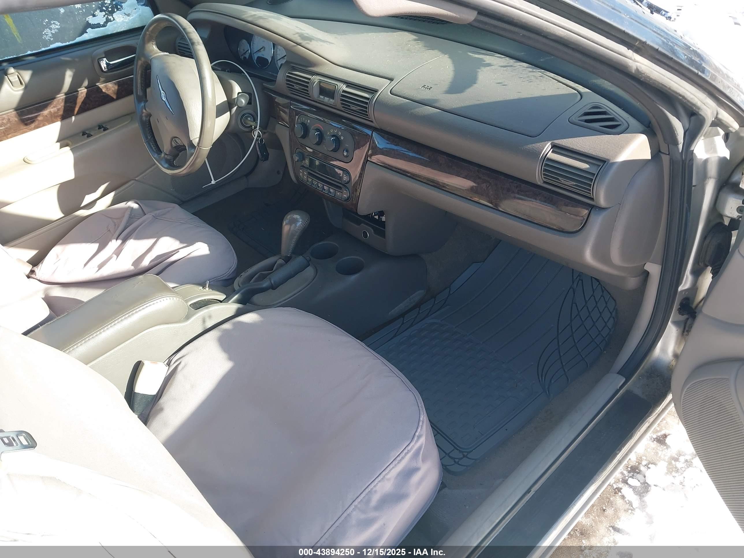 CHRYSLER SEBRING image 5
