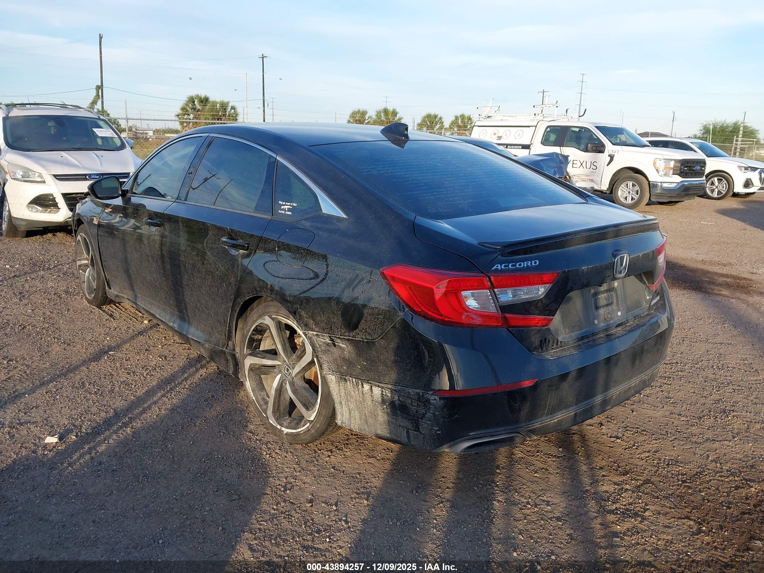 HONDA ACCORD image 3