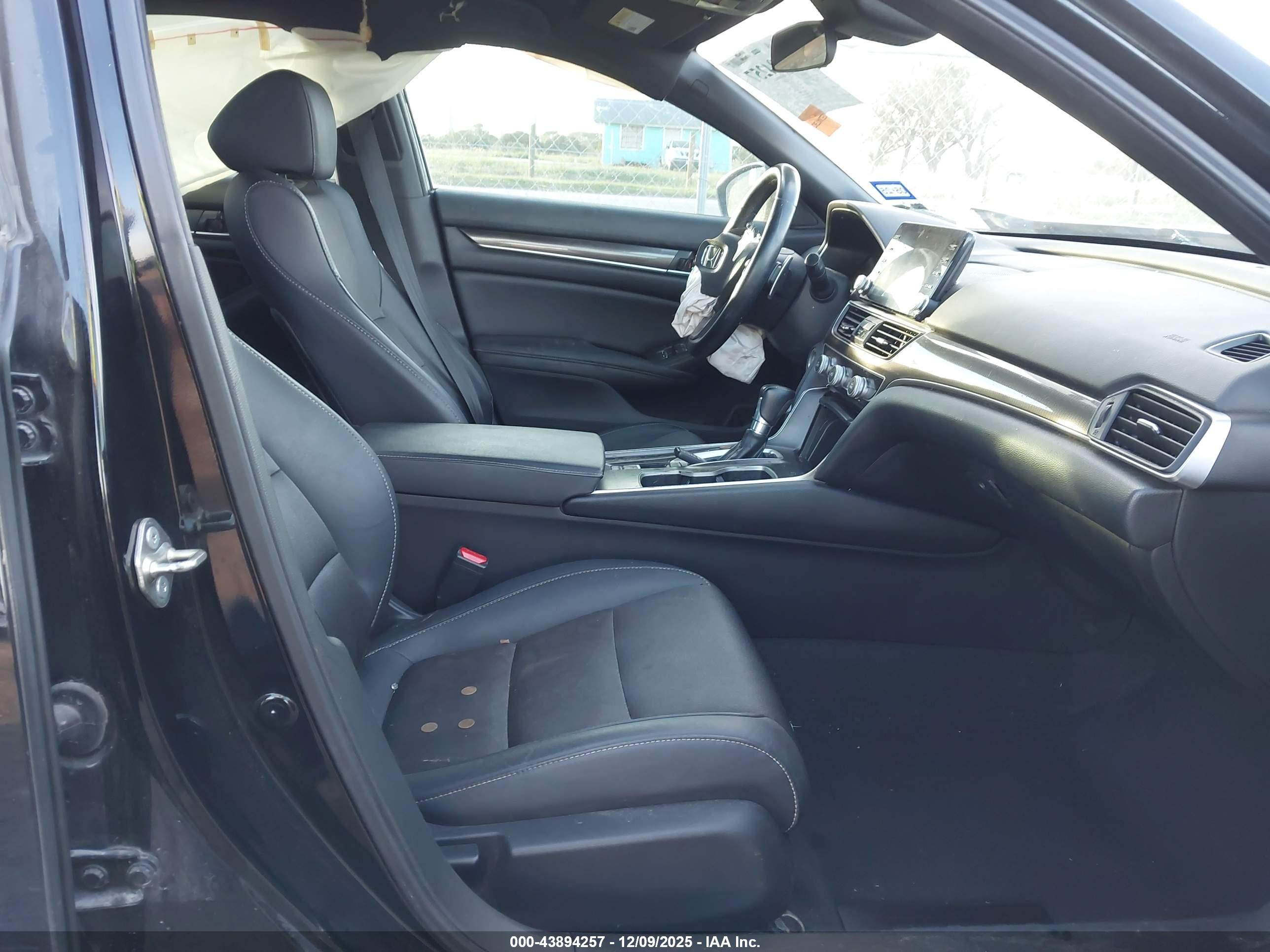 HONDA ACCORD image 5