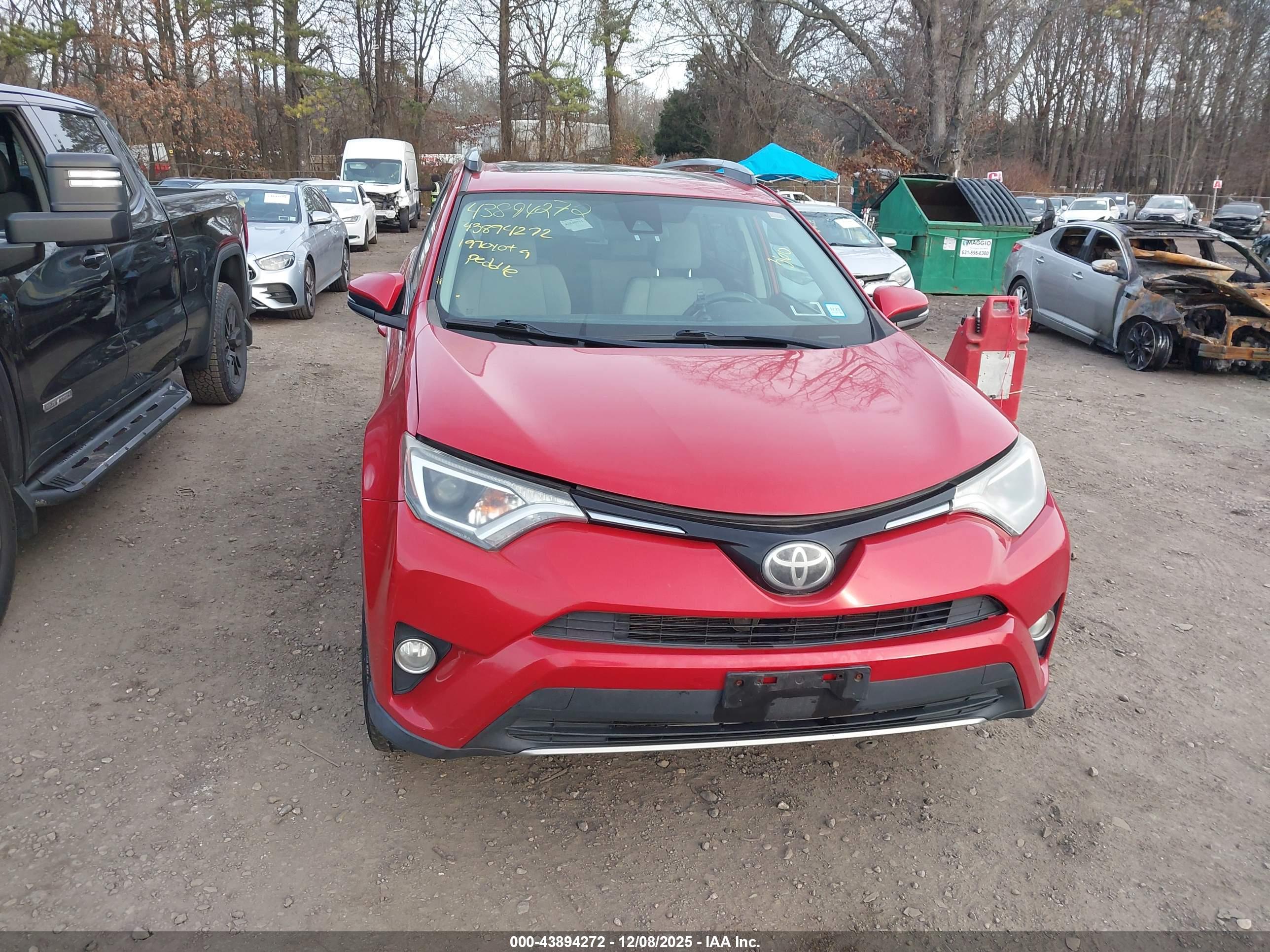TOYOTA RAV4 image 6