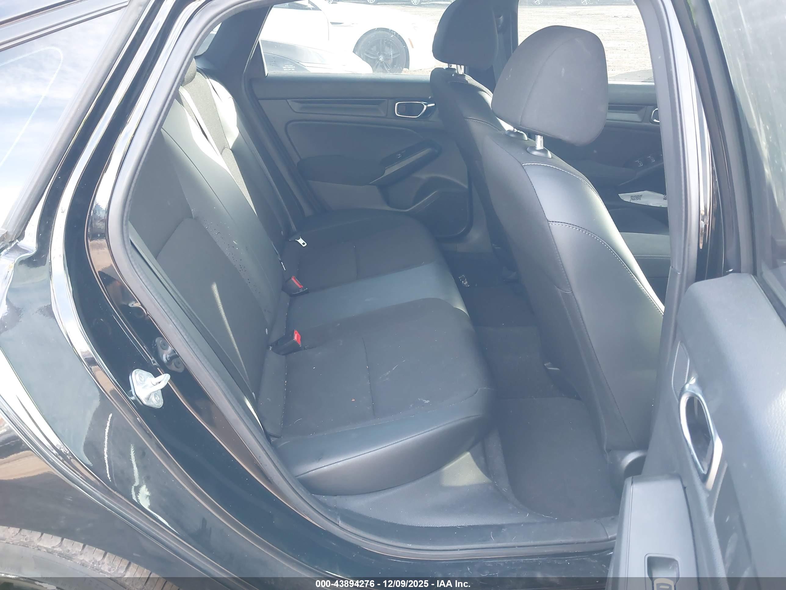 HONDA CIVIC image 8