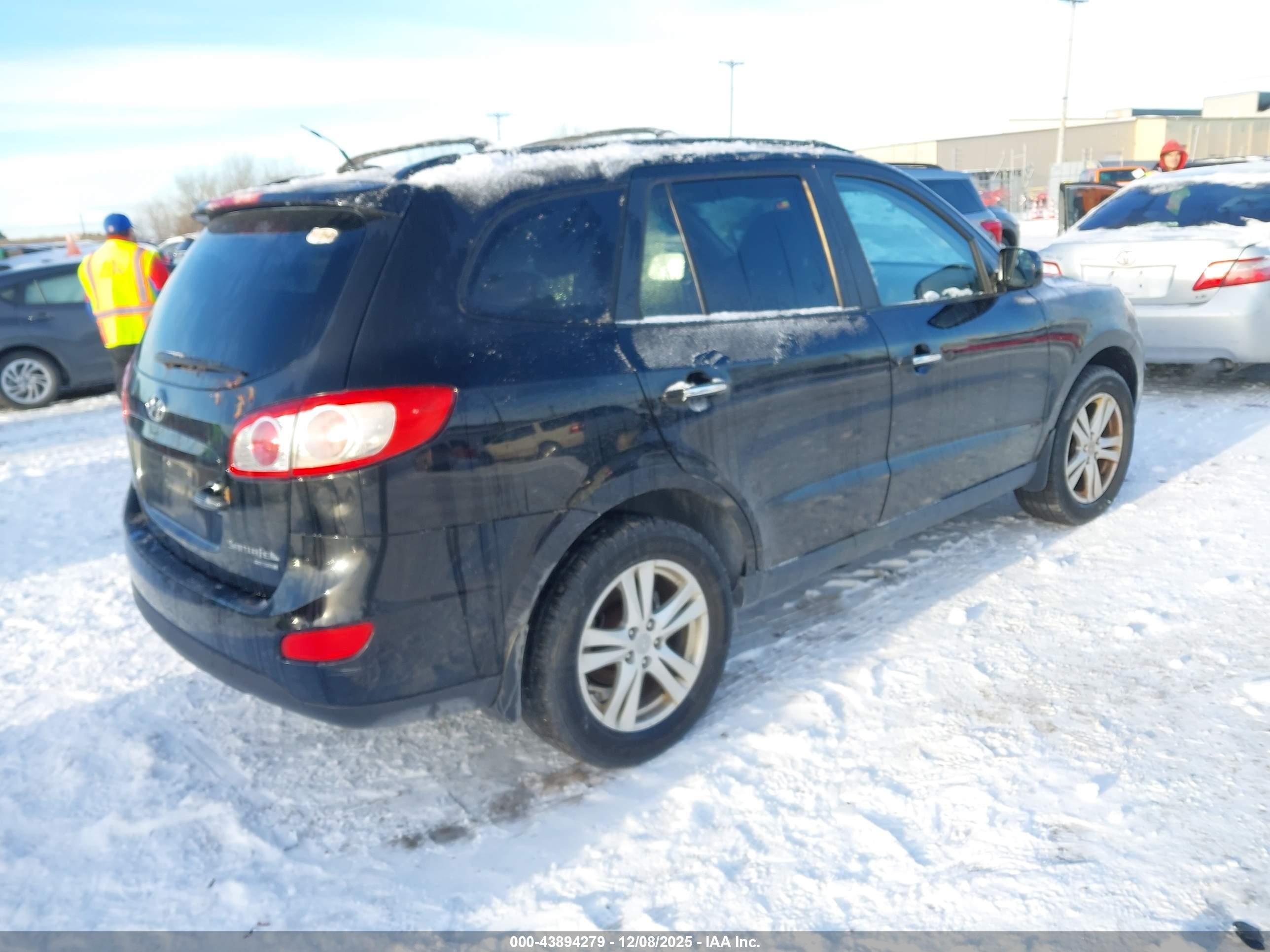 HYUNDAI SANTA image 4