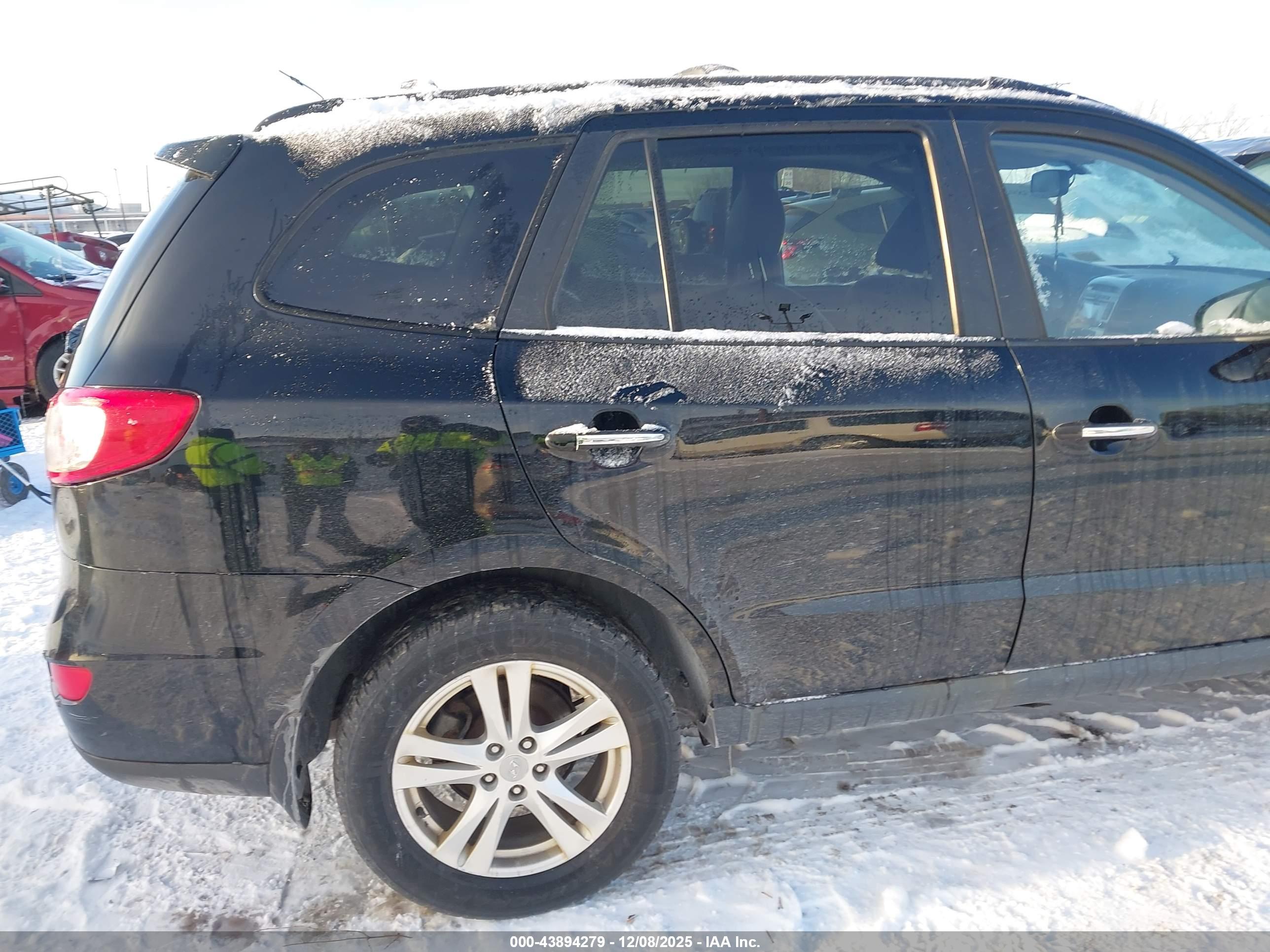 HYUNDAI SANTA image 6
