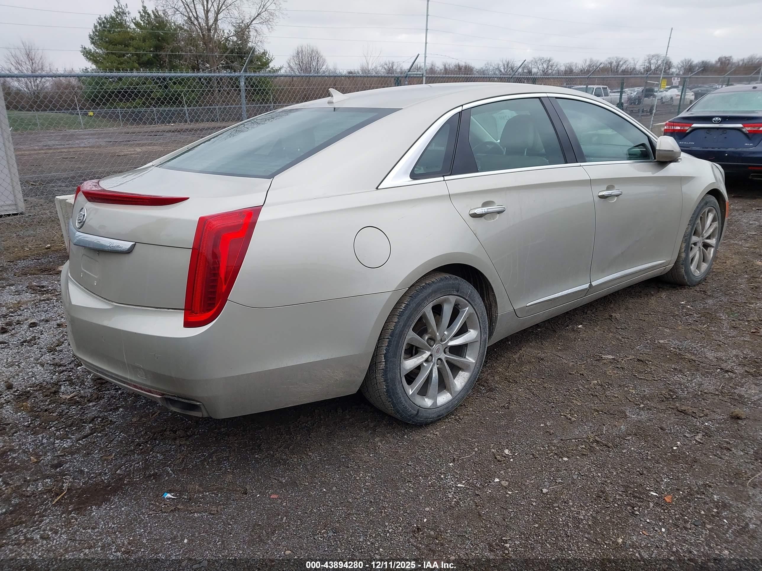 CADILLAC XTS image 4