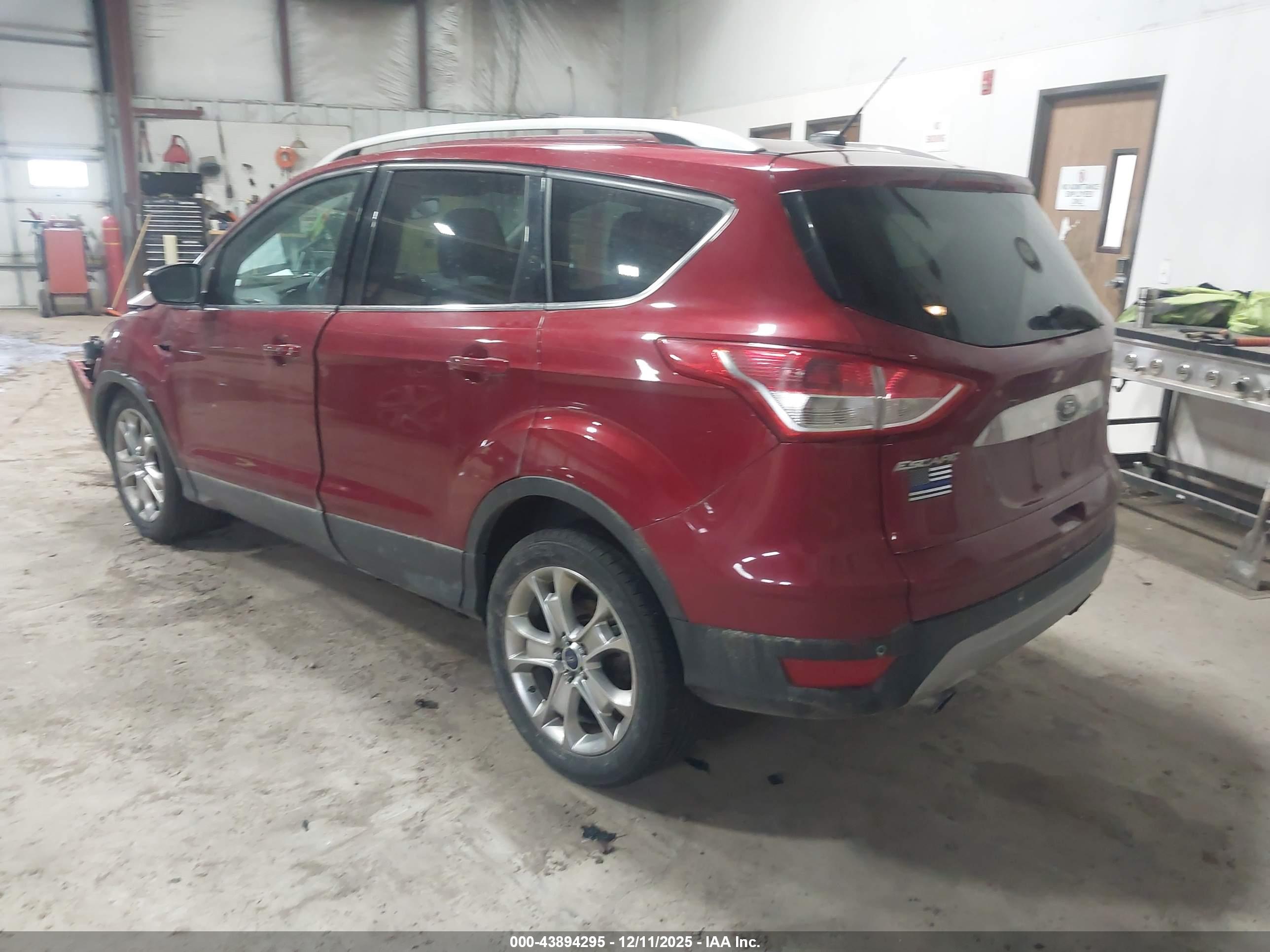 FORD ESCAPE image 3
