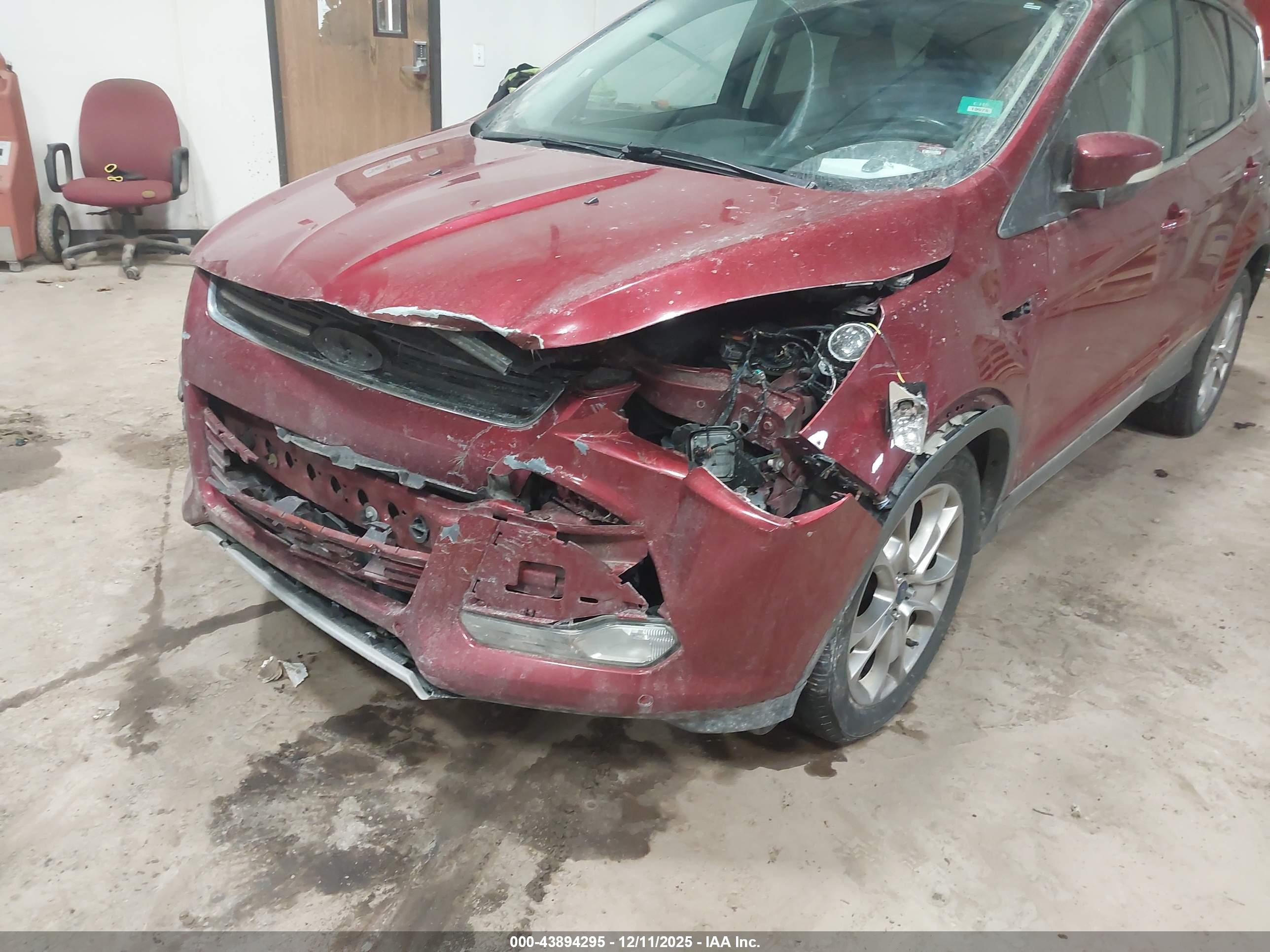 FORD ESCAPE image 6
