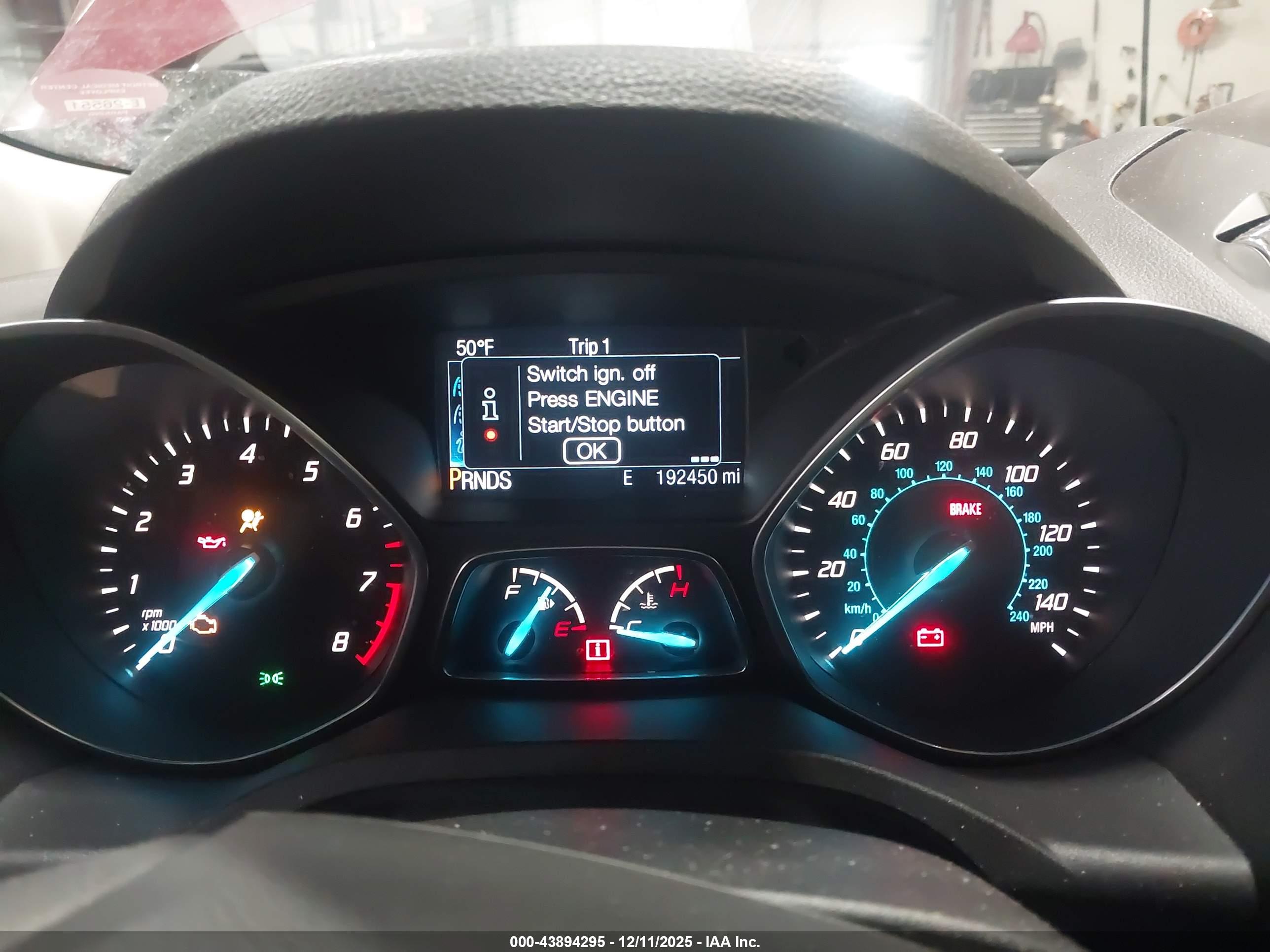 FORD ESCAPE image 7