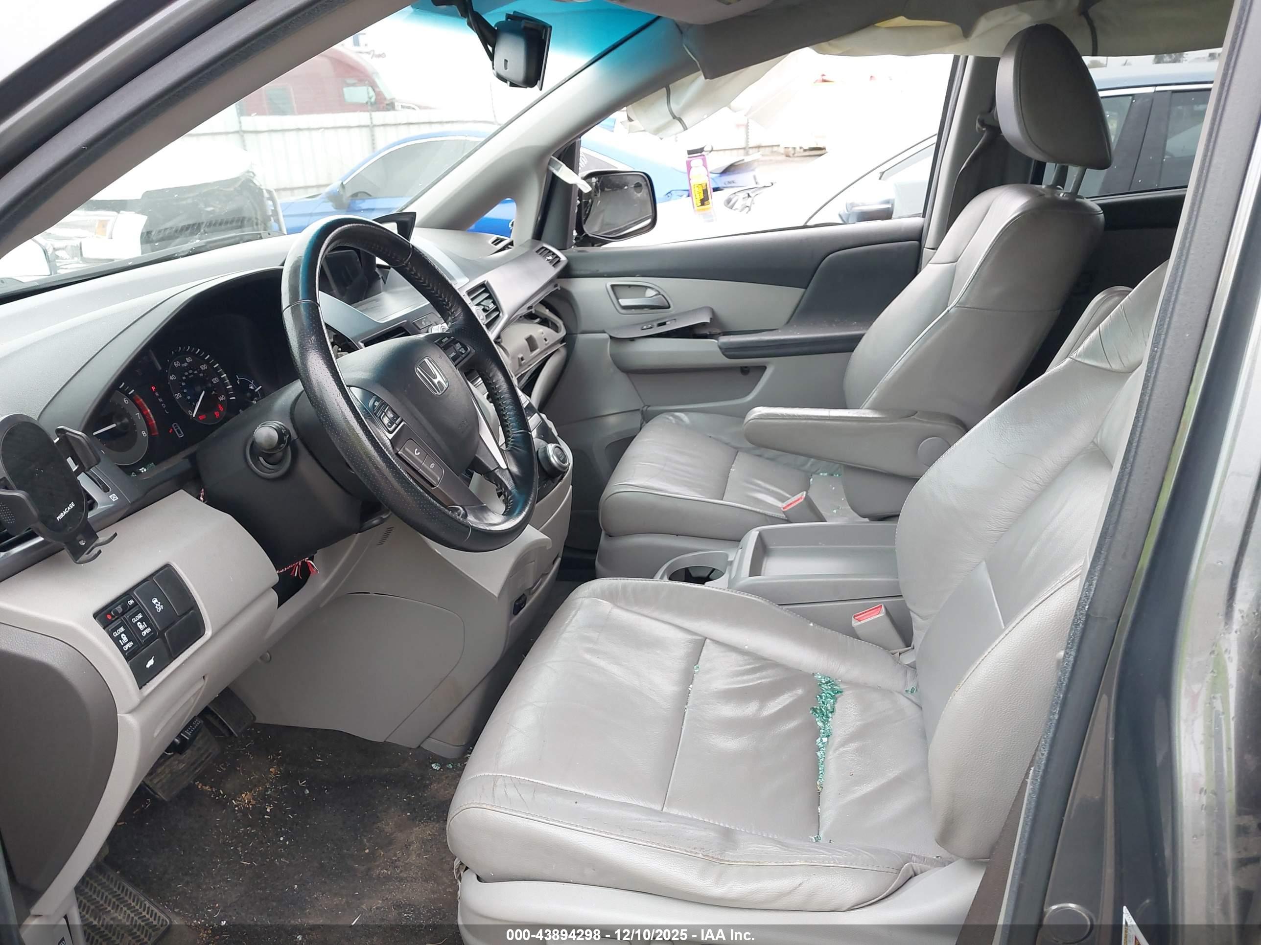 HONDA ODYSSEY image 5