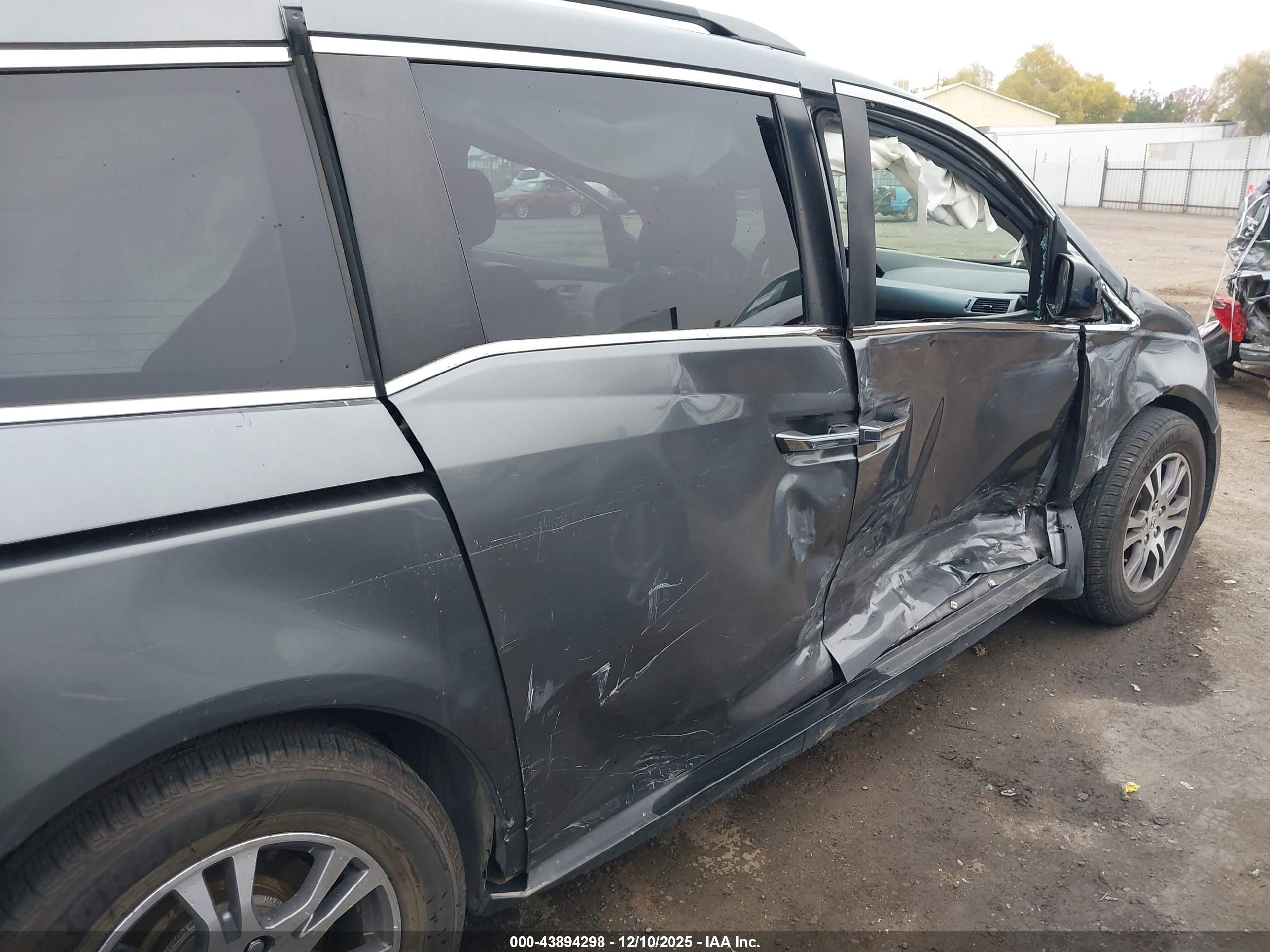 HONDA ODYSSEY image 6