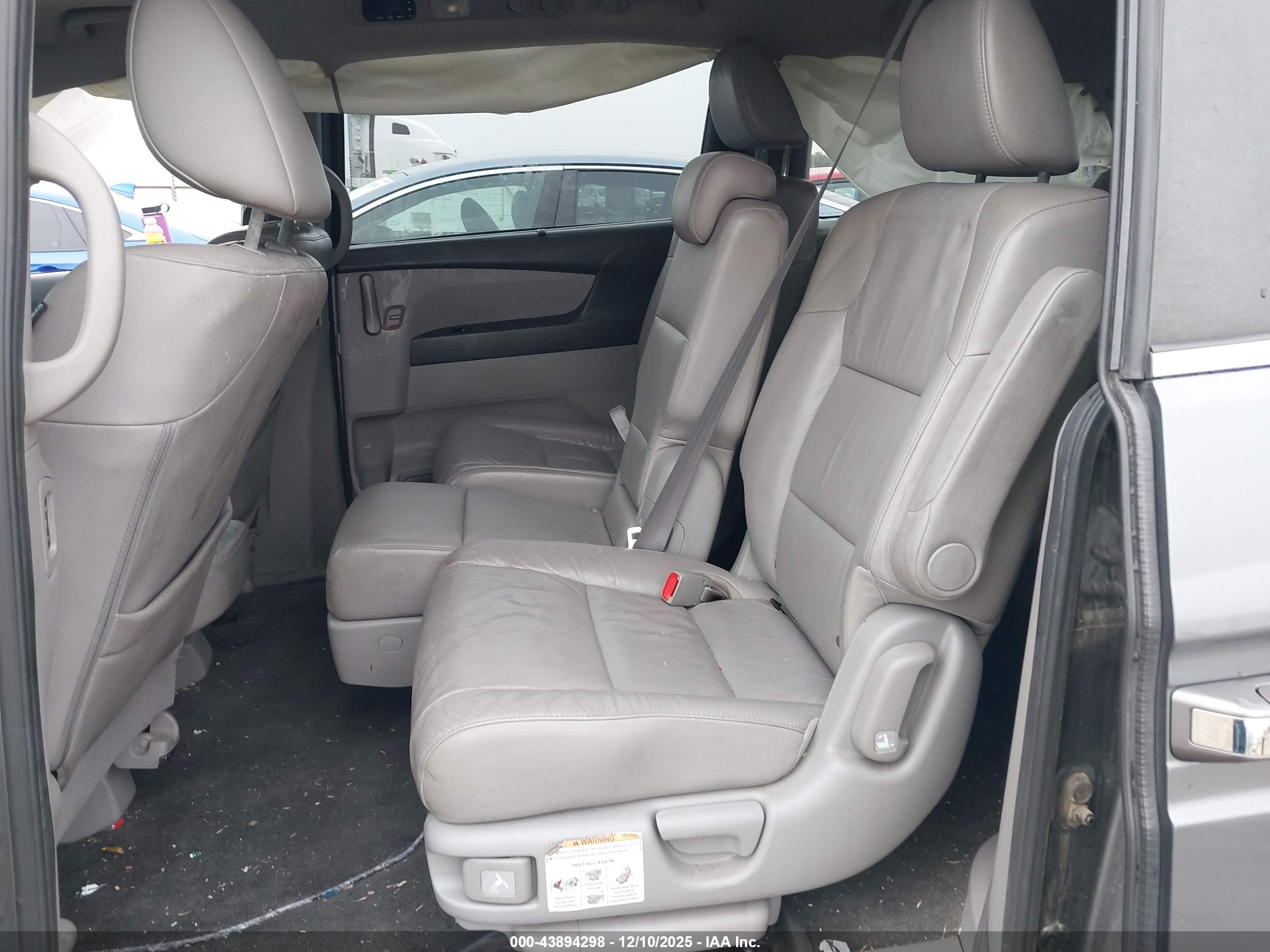 HONDA ODYSSEY image 8