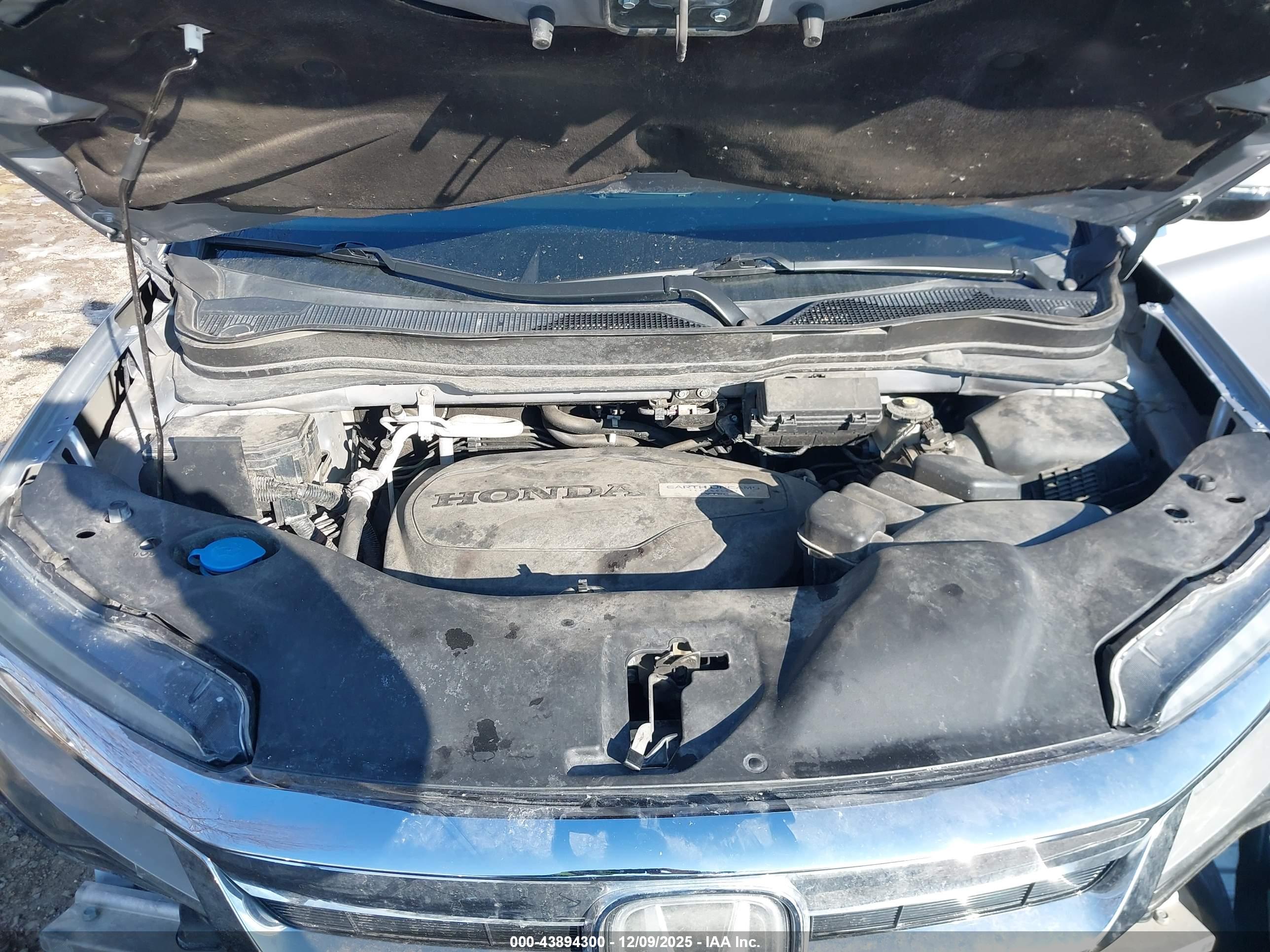 HONDA PILOT image 10