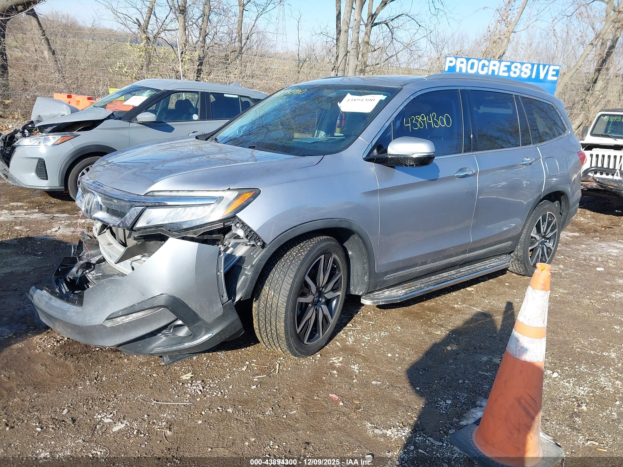 HONDA PILOT image 2