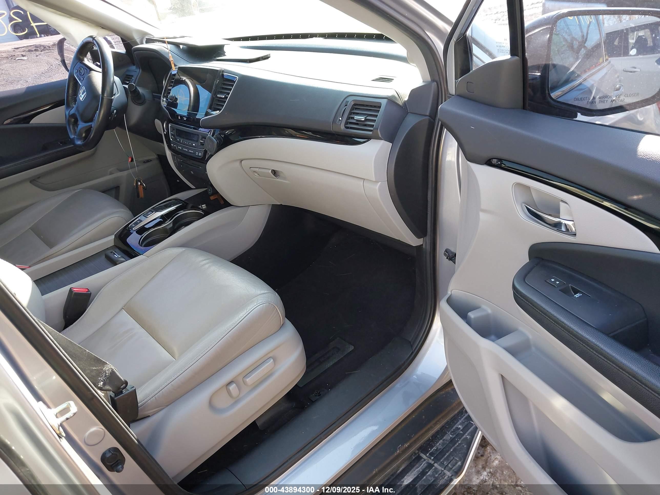 HONDA PILOT image 5