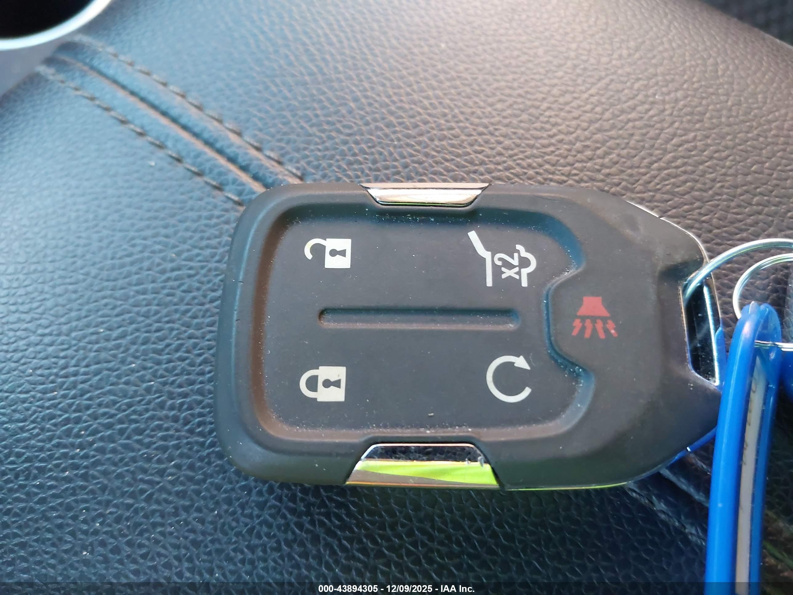 GMC TERRAIN image 11