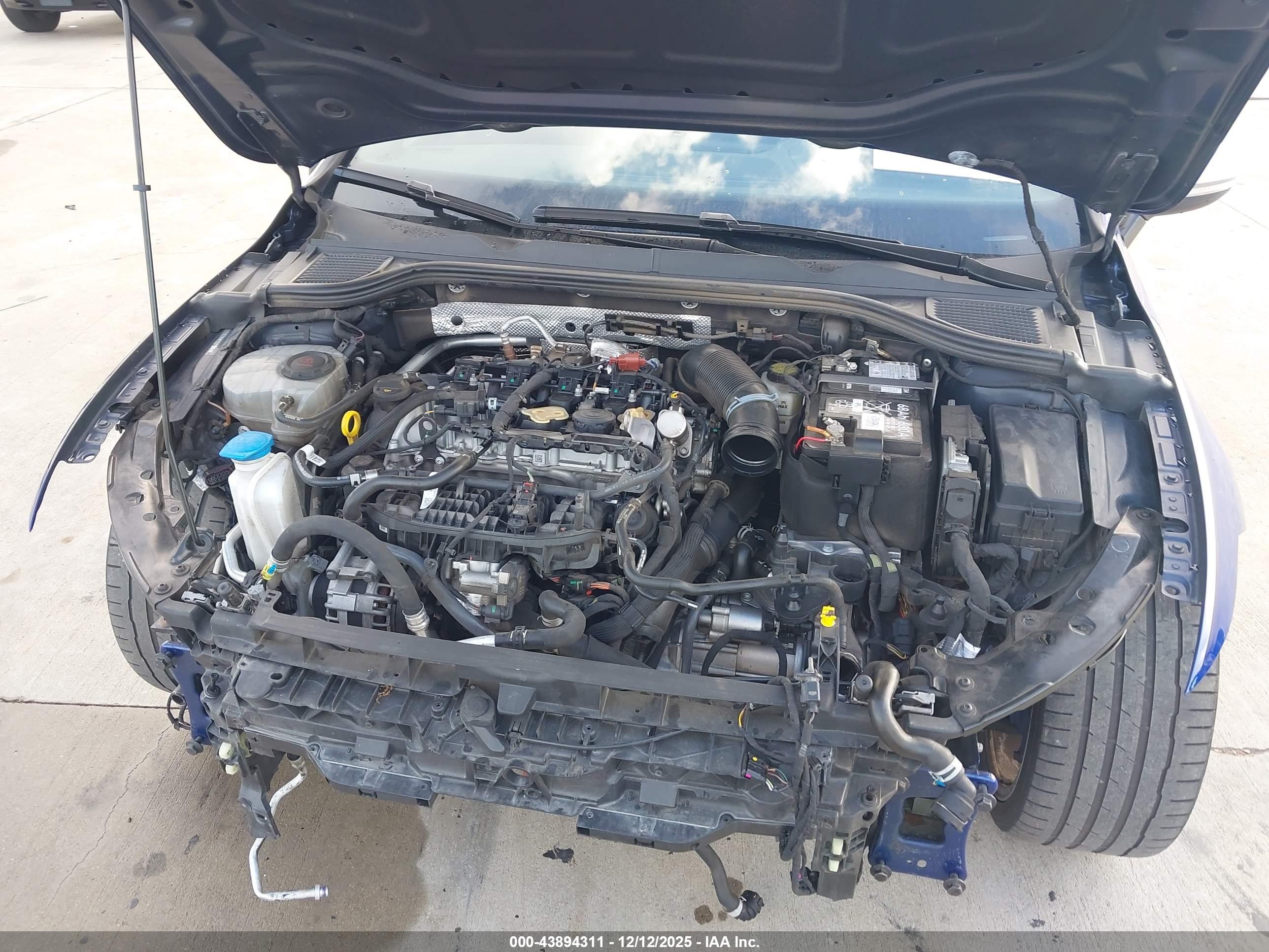 VOLKSWAGEN GOLF image 10