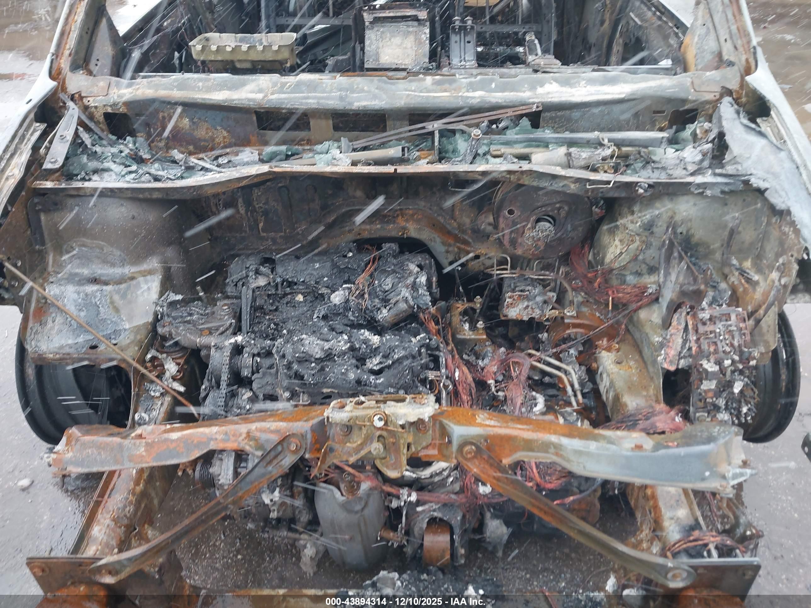 CHRYSLER TOWN image 10