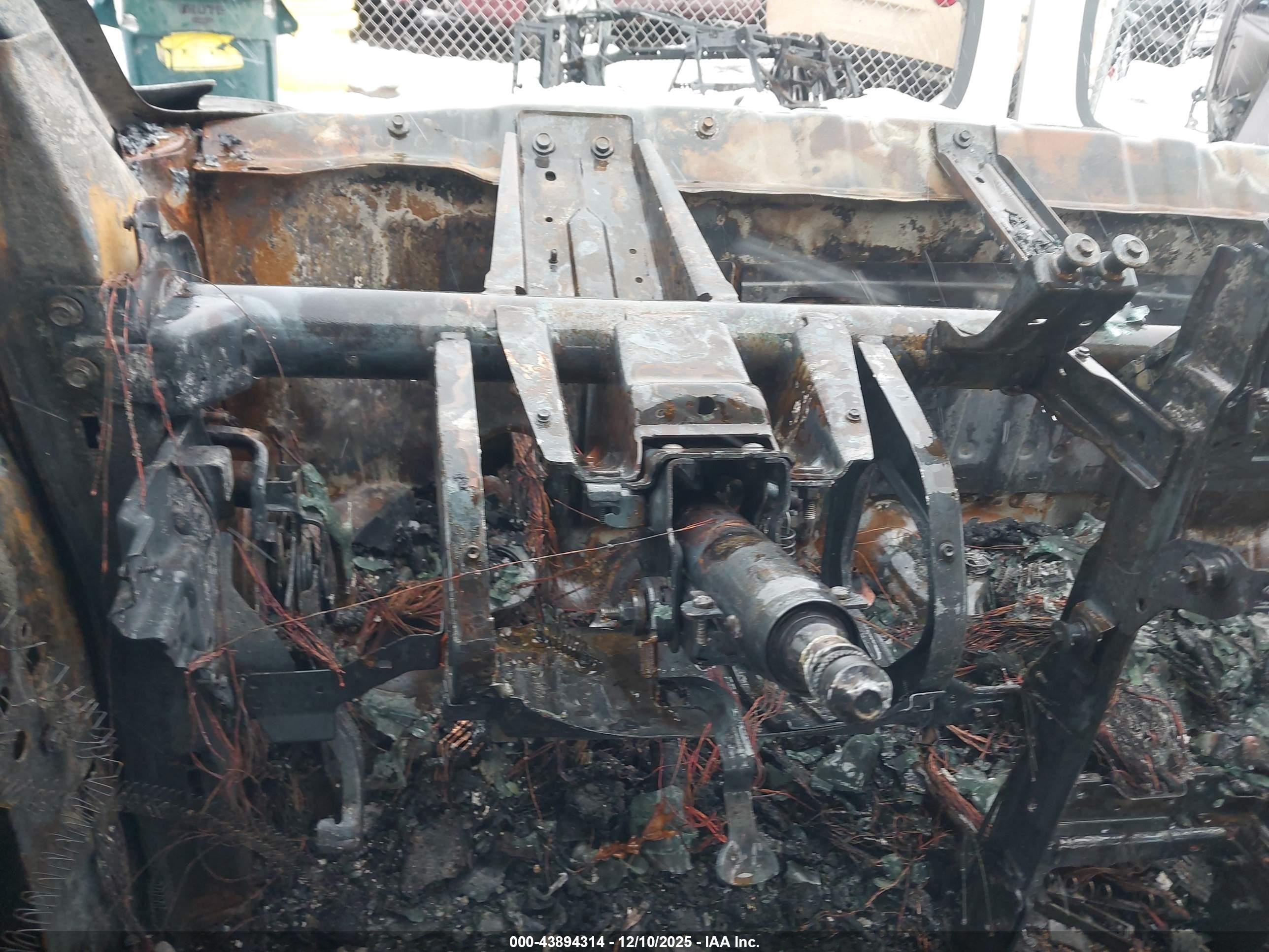 CHRYSLER TOWN image 7