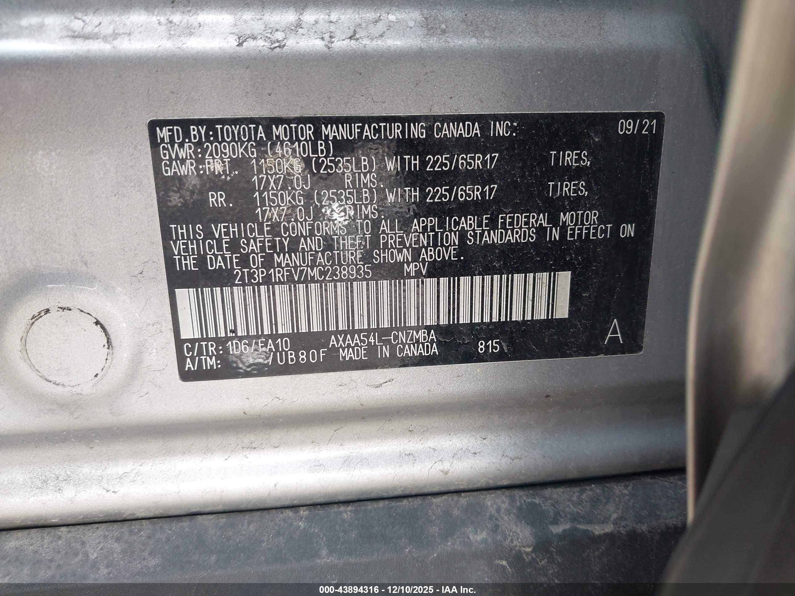 TOYOTA RAV4 image 9