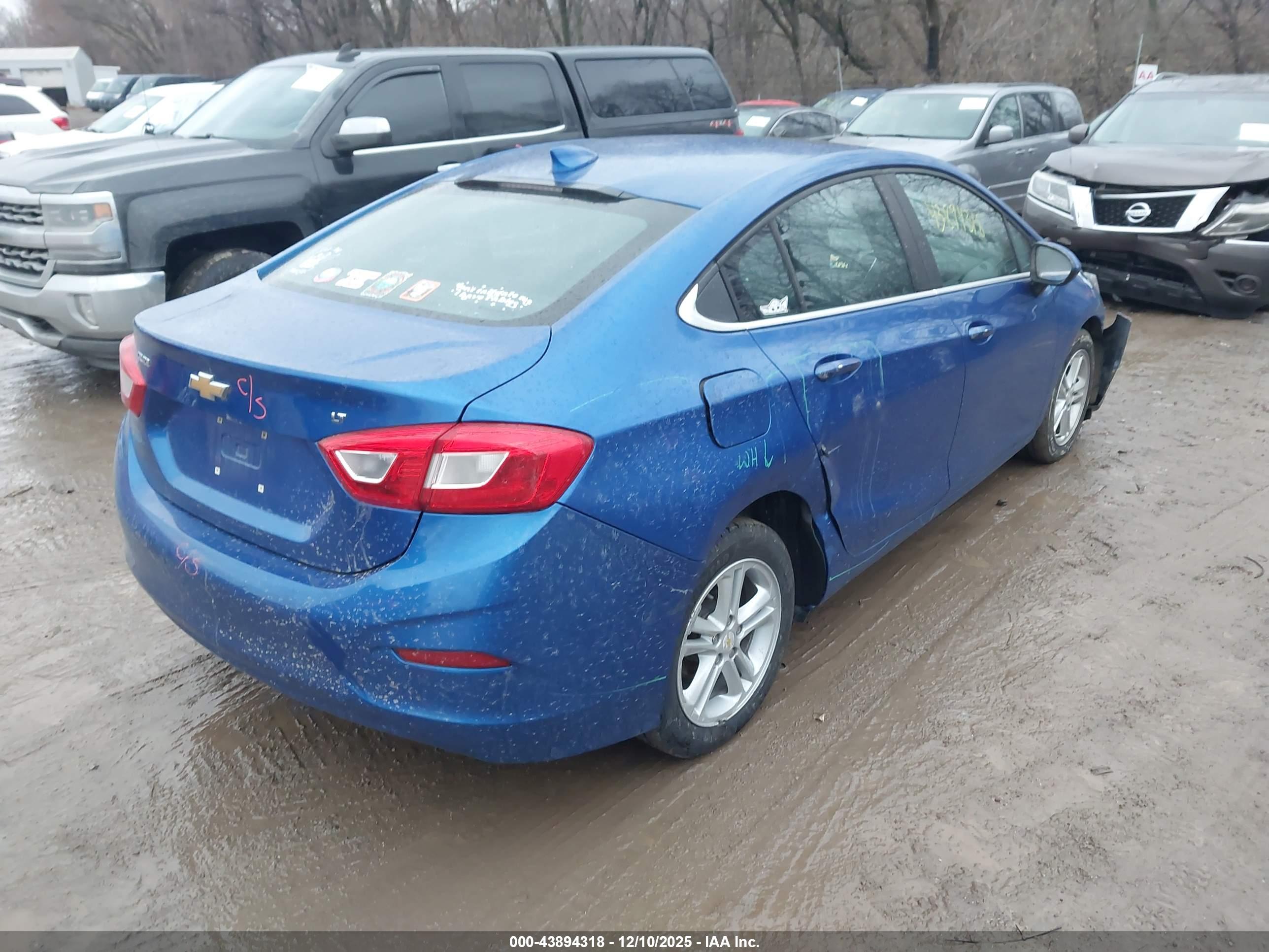 CHEVROLET CRUZE image 4