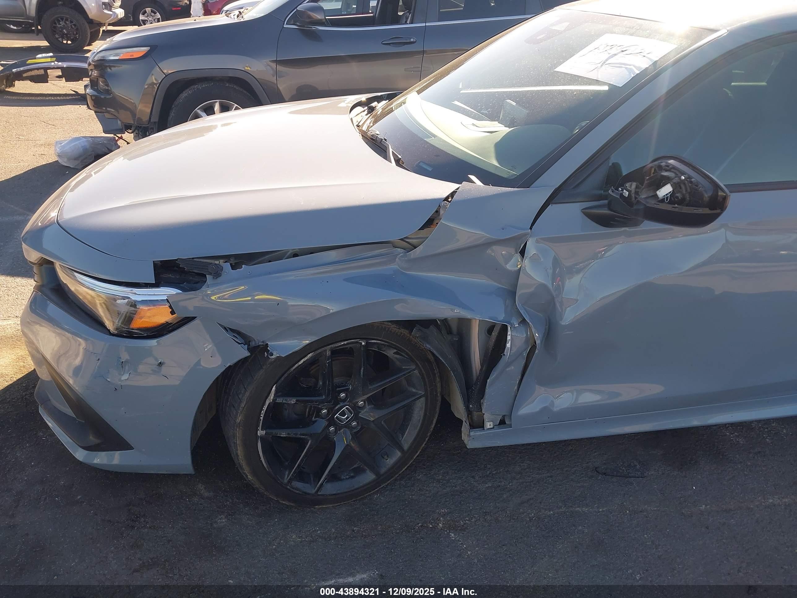 HONDA CIVIC image 6