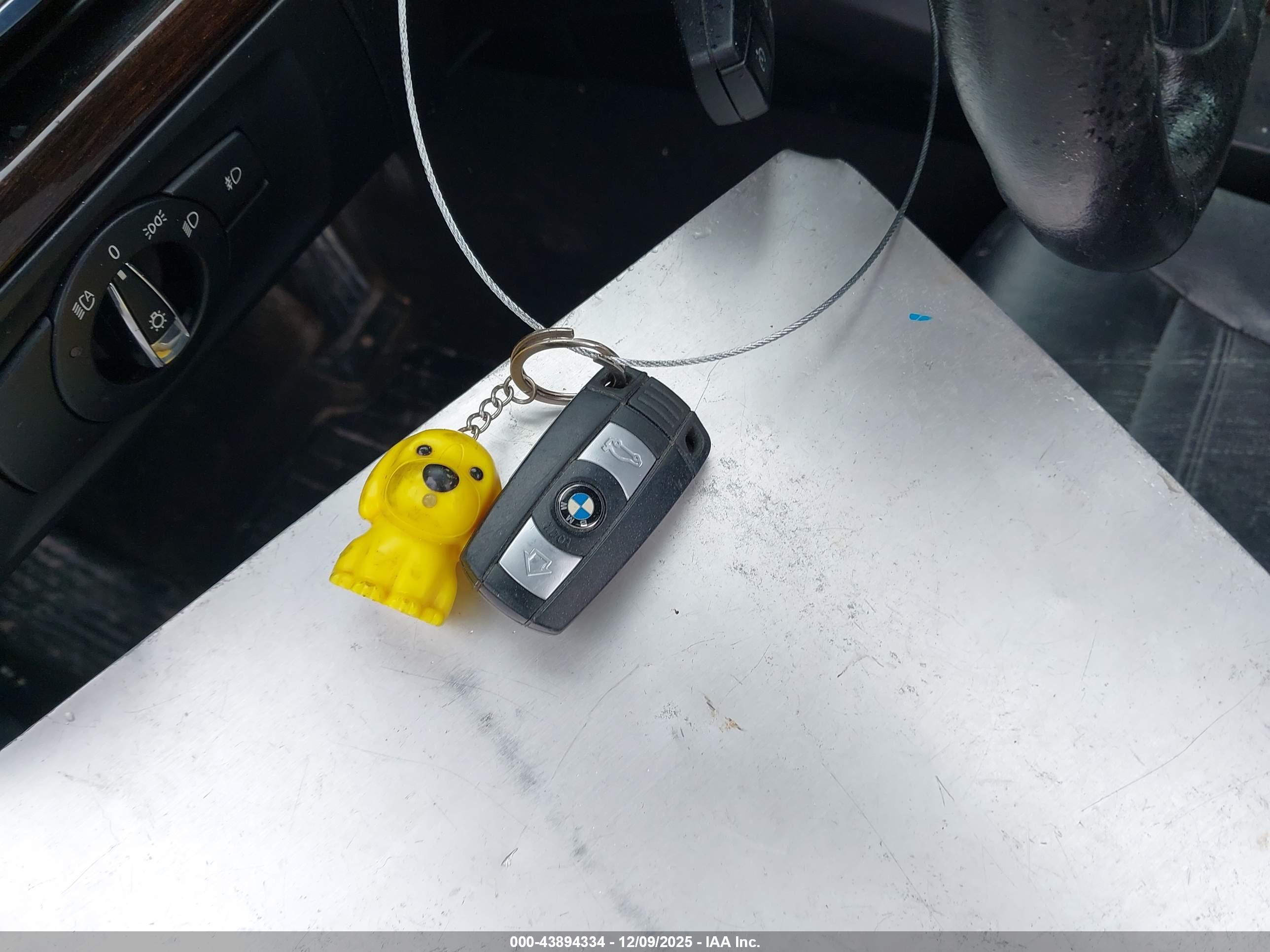 BMW 328I image 11
