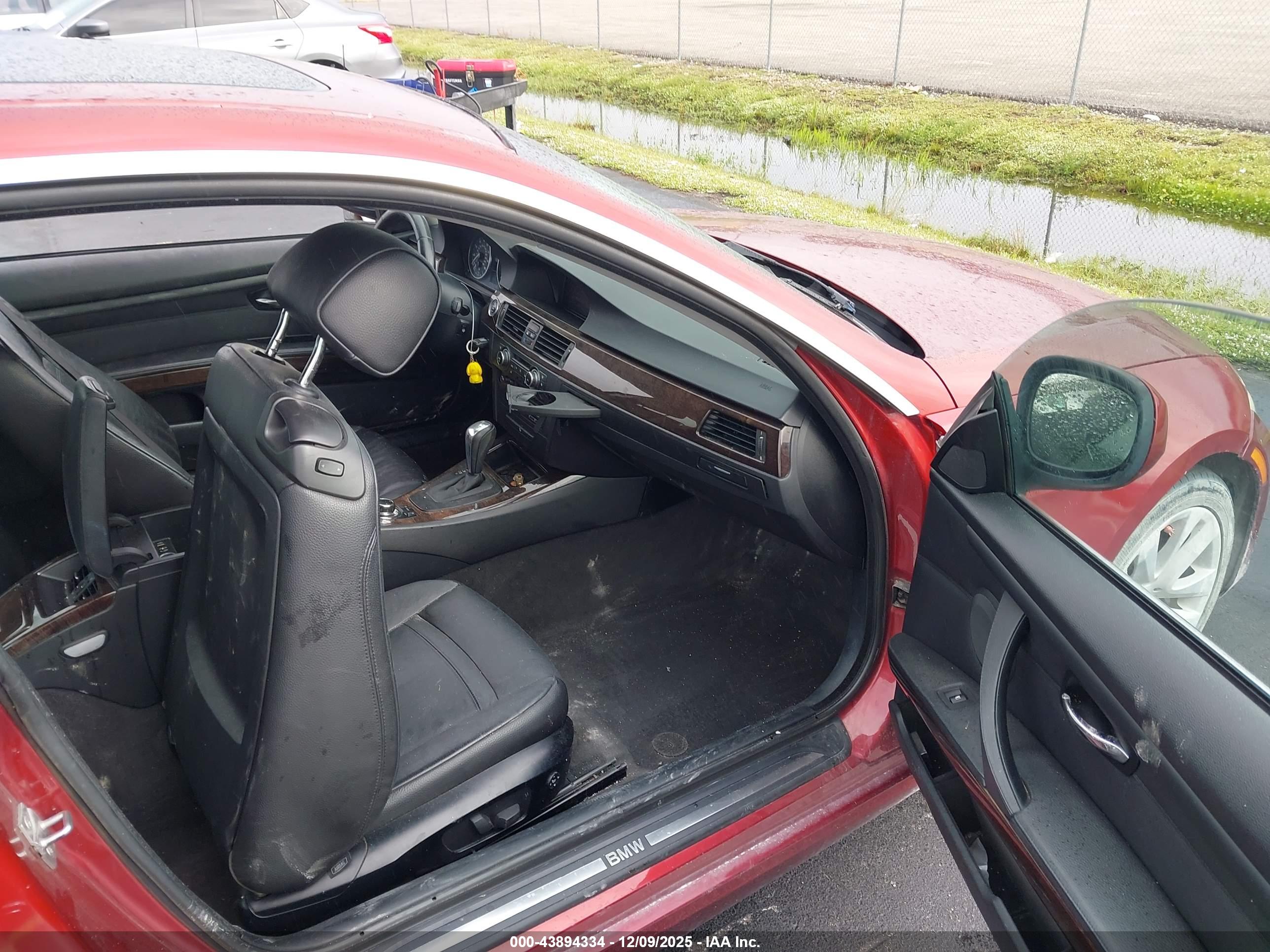 BMW 328I image 5