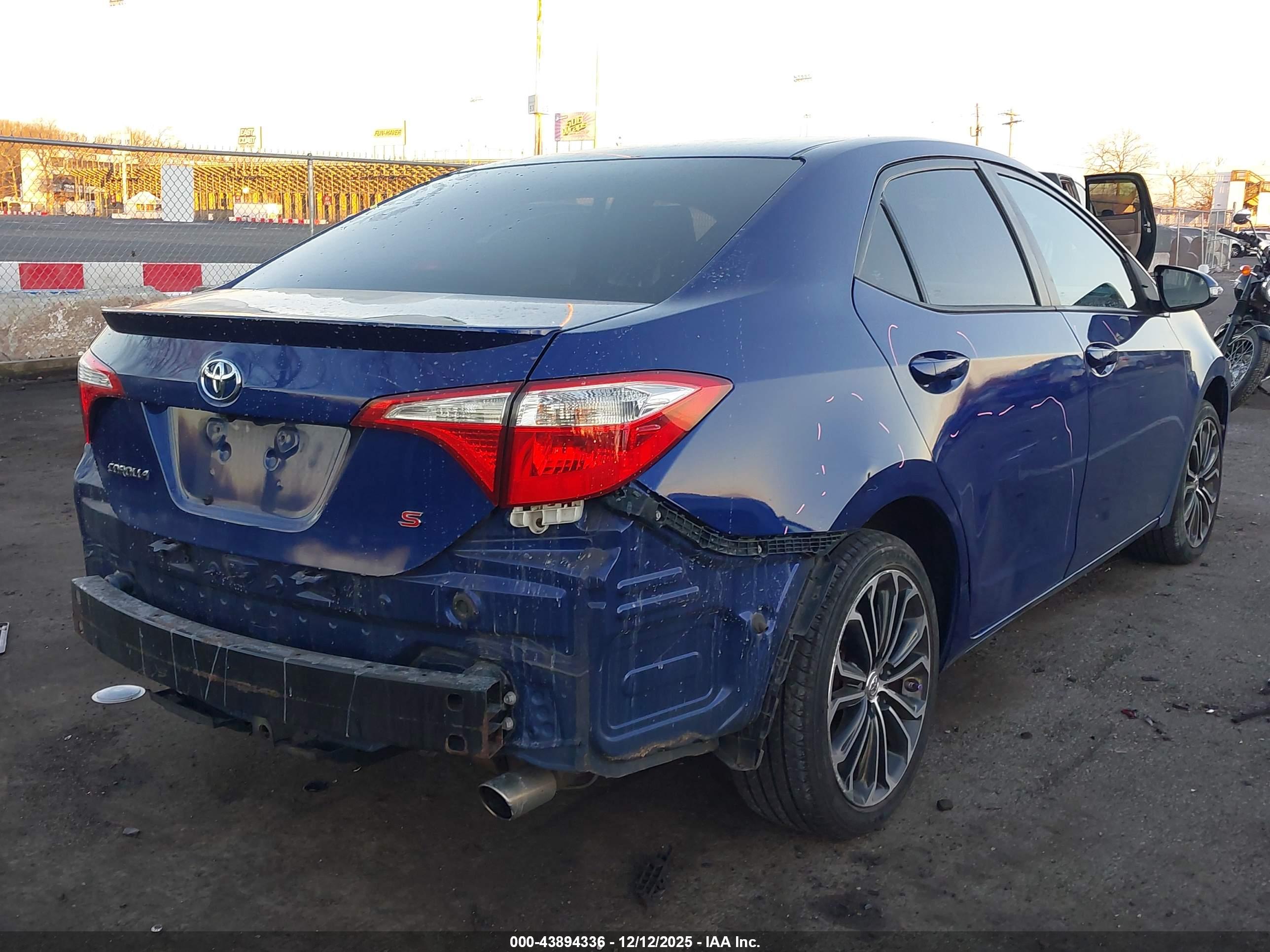 TOYOTA COROLLA image 4