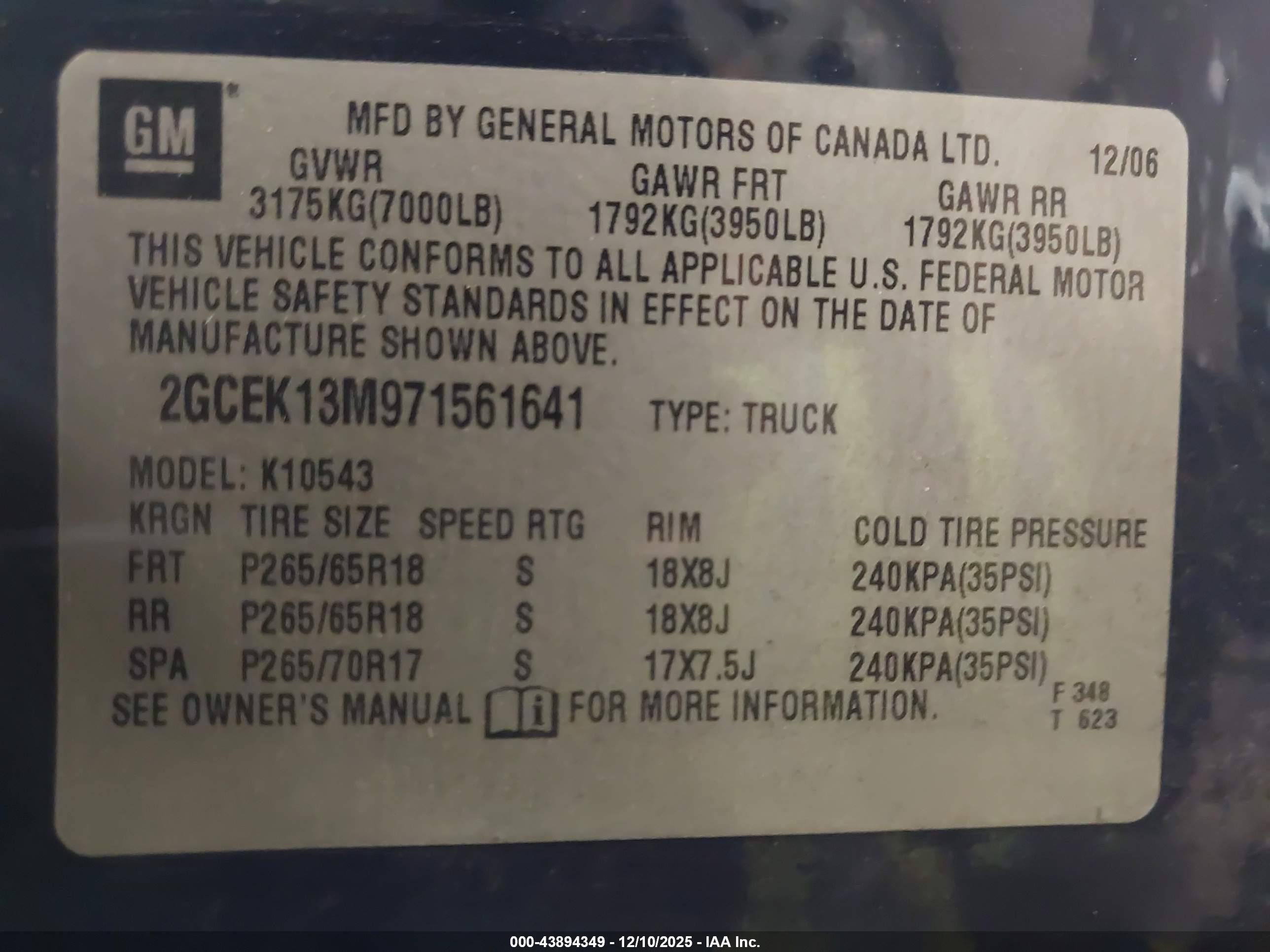 CHEVROLET SILVERADO image 9