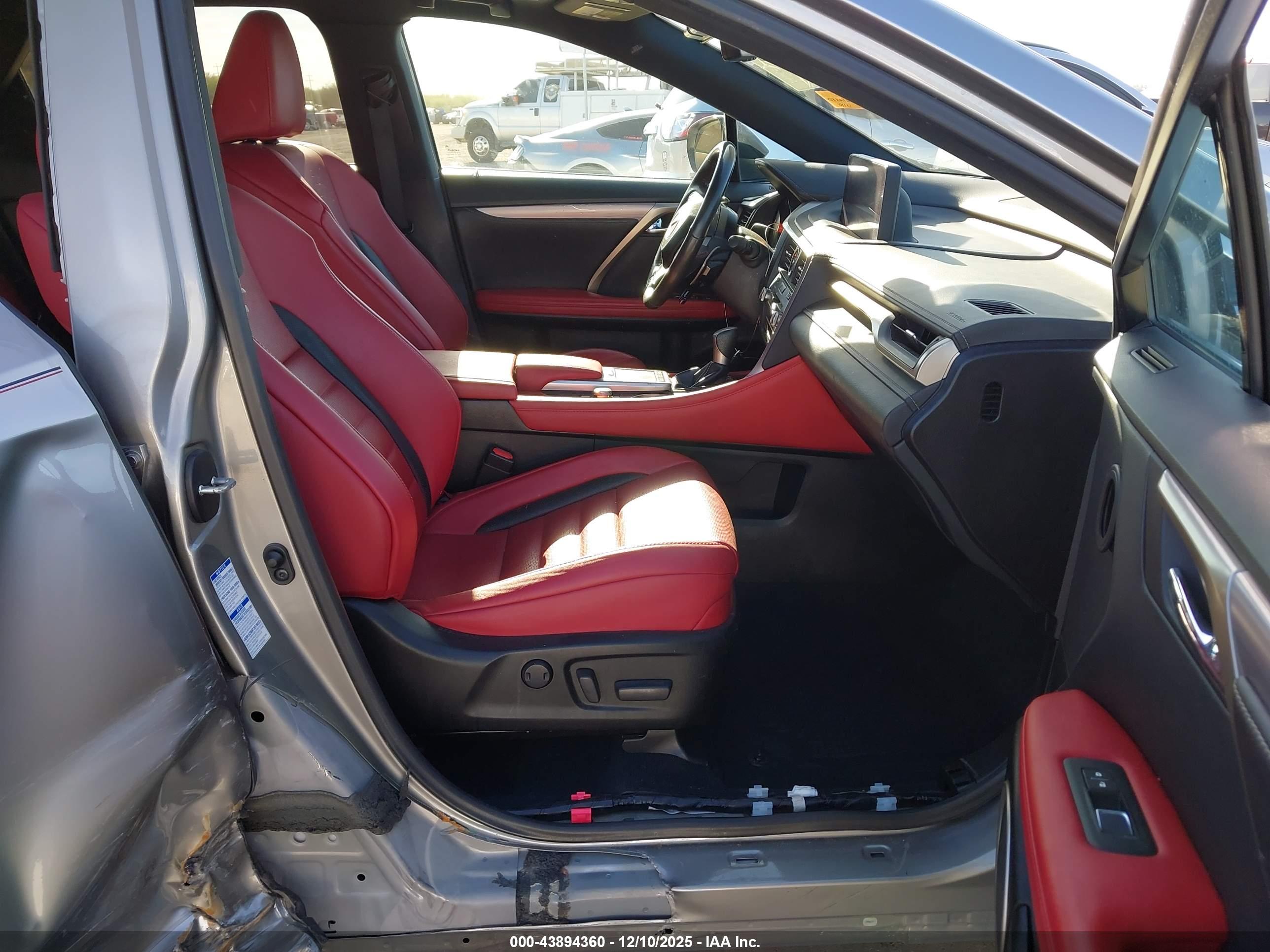 LEXUS RX image 5