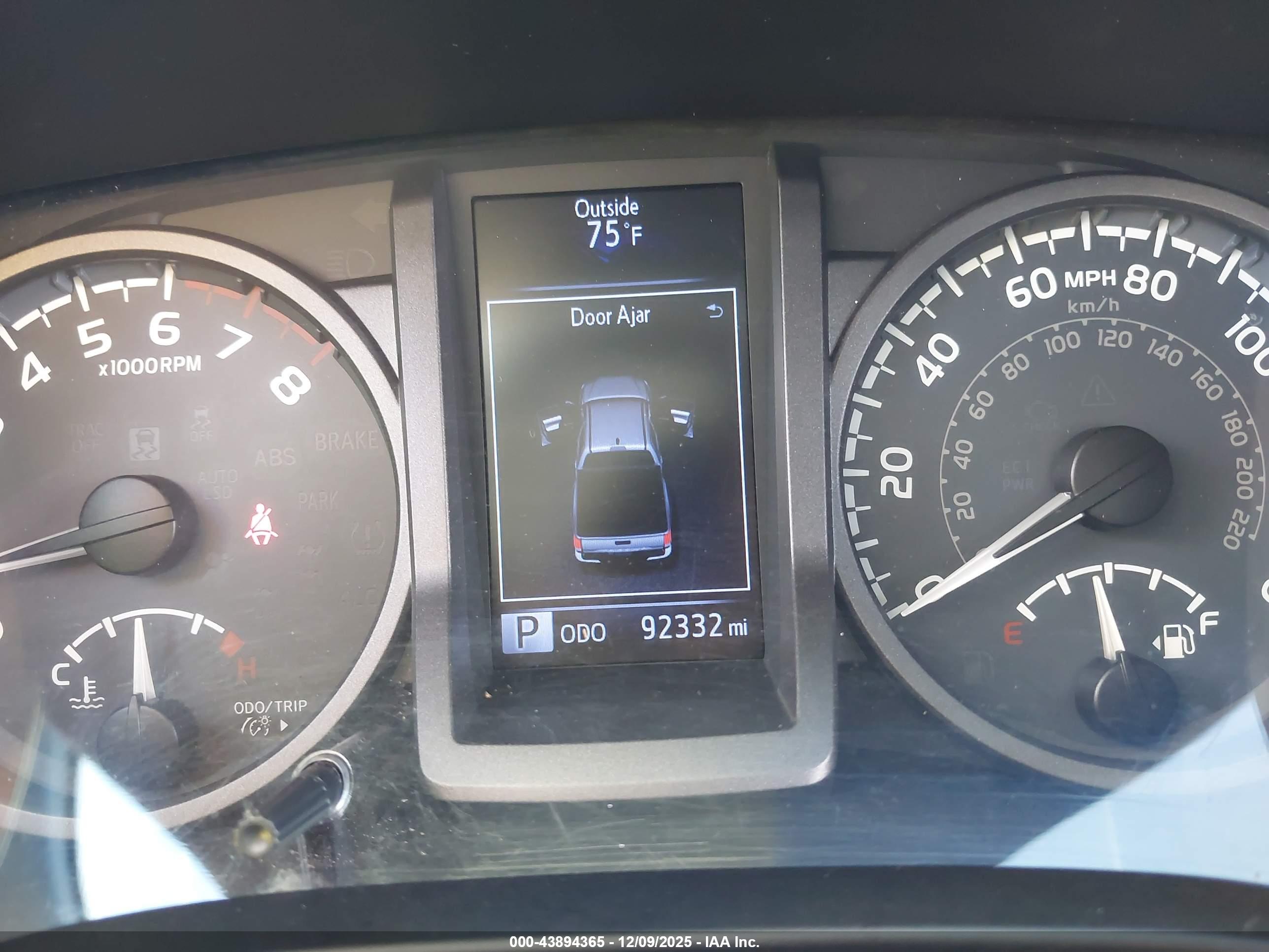 TOYOTA TACOMA image 7
