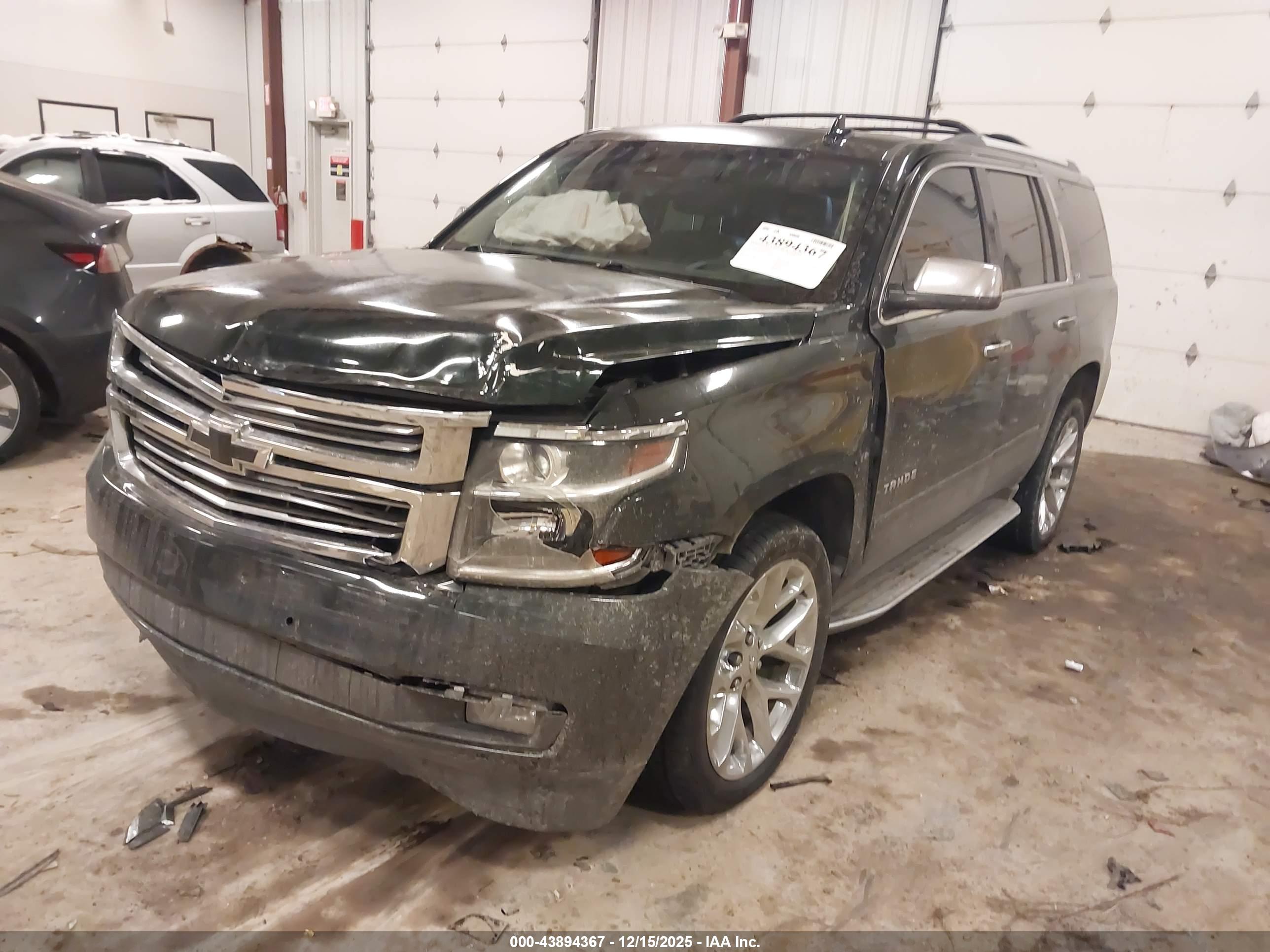 CHEVROLET TAHOE image 2