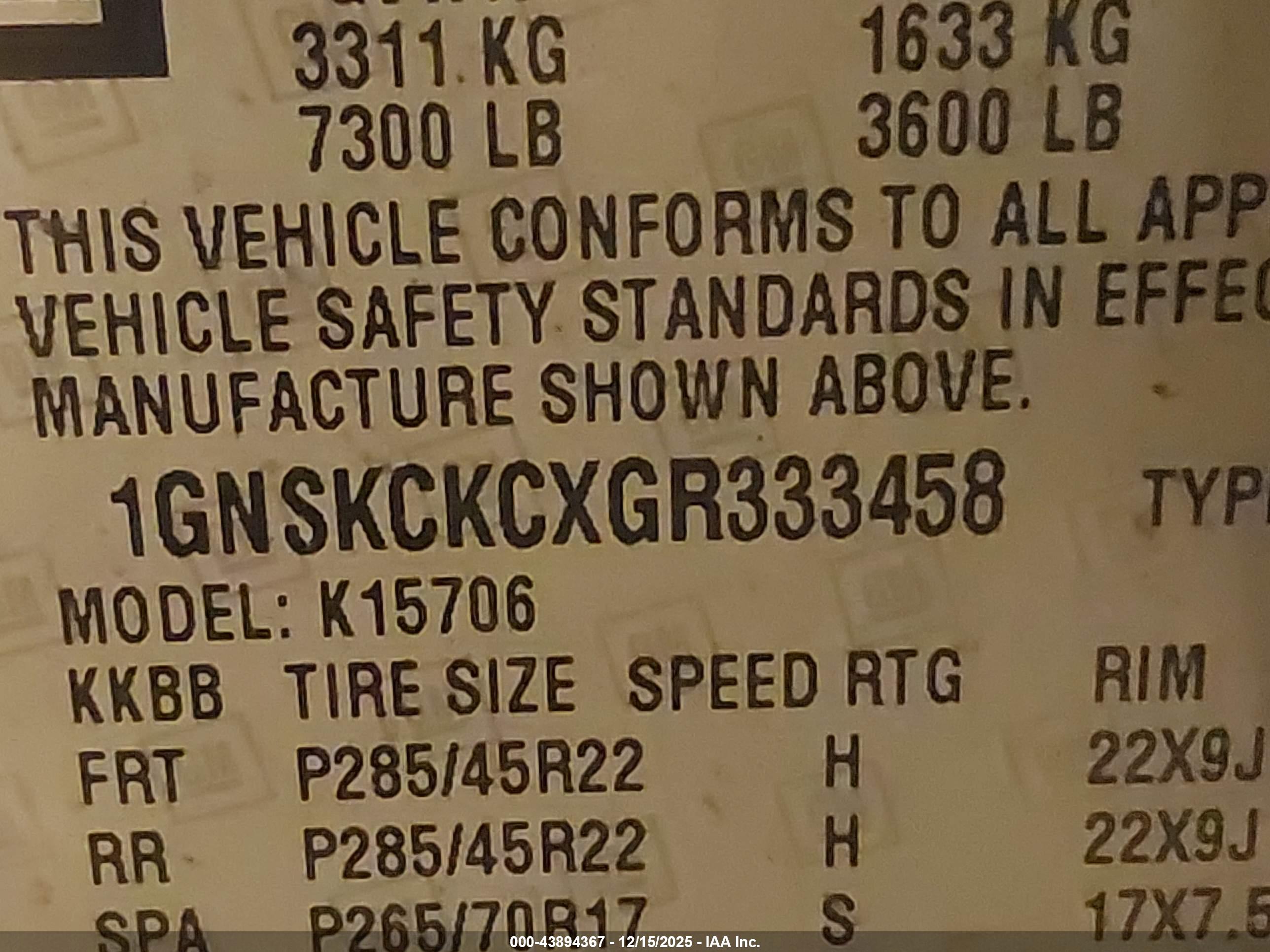 CHEVROLET TAHOE image 9