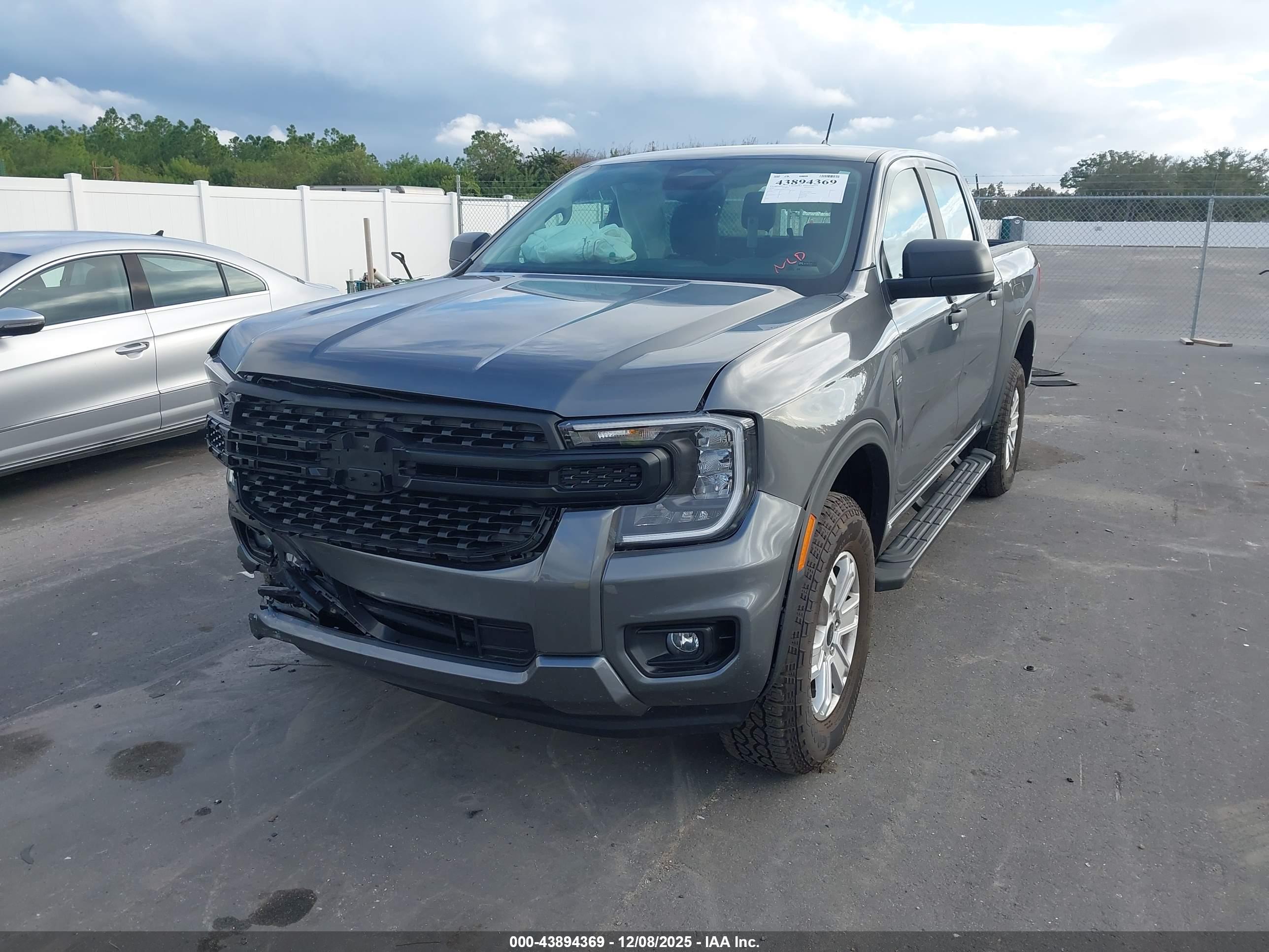 FORD RANGER image 2