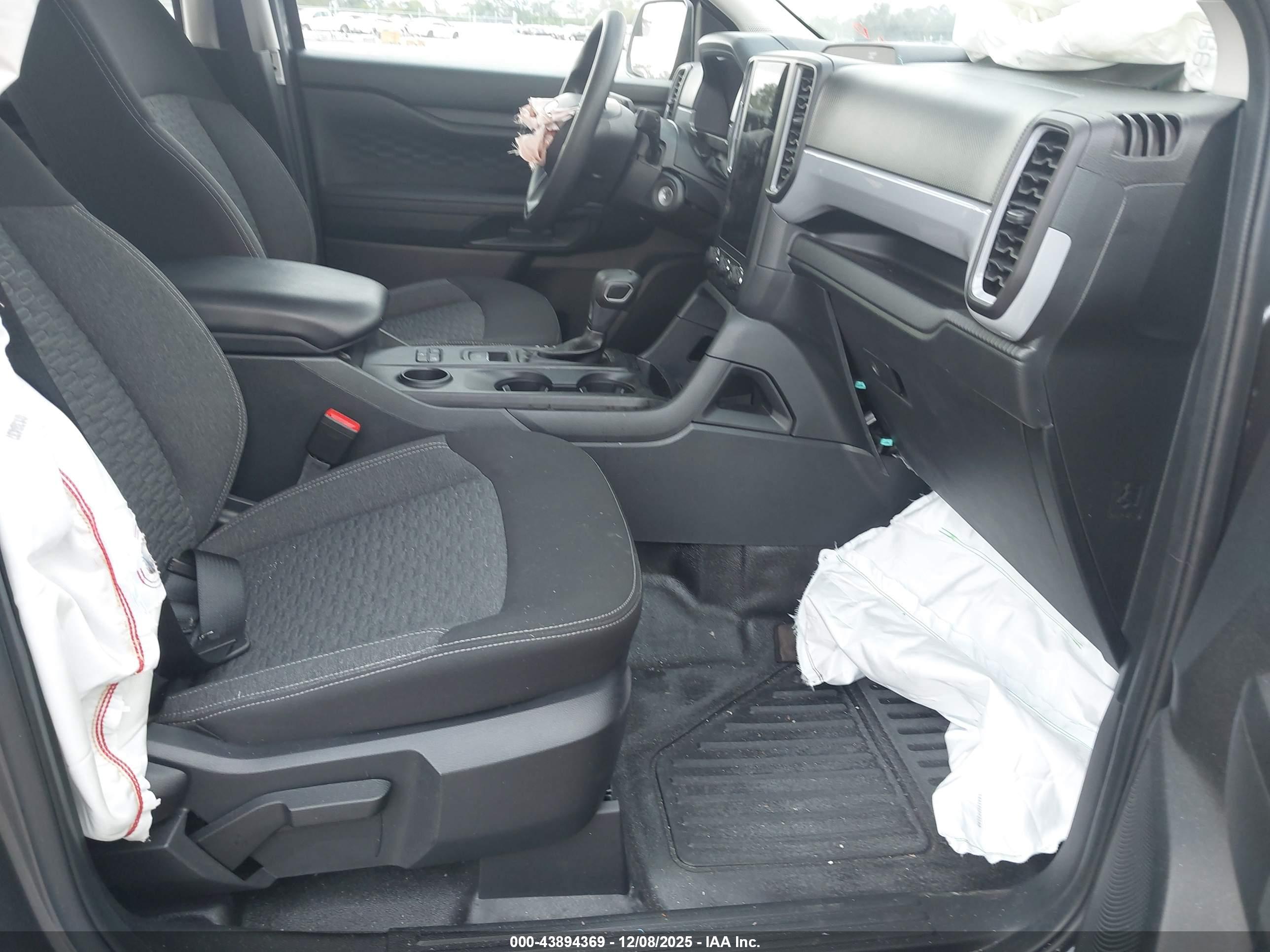 FORD RANGER image 5