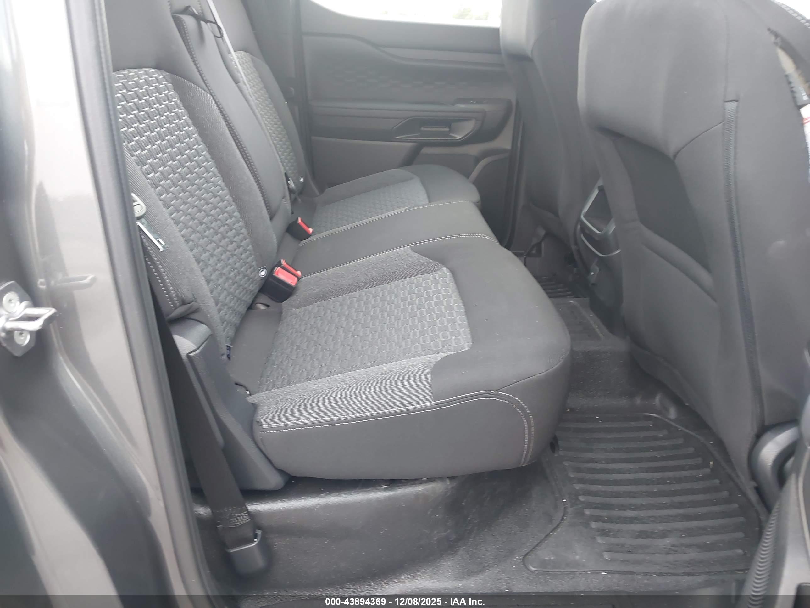 FORD RANGER image 8