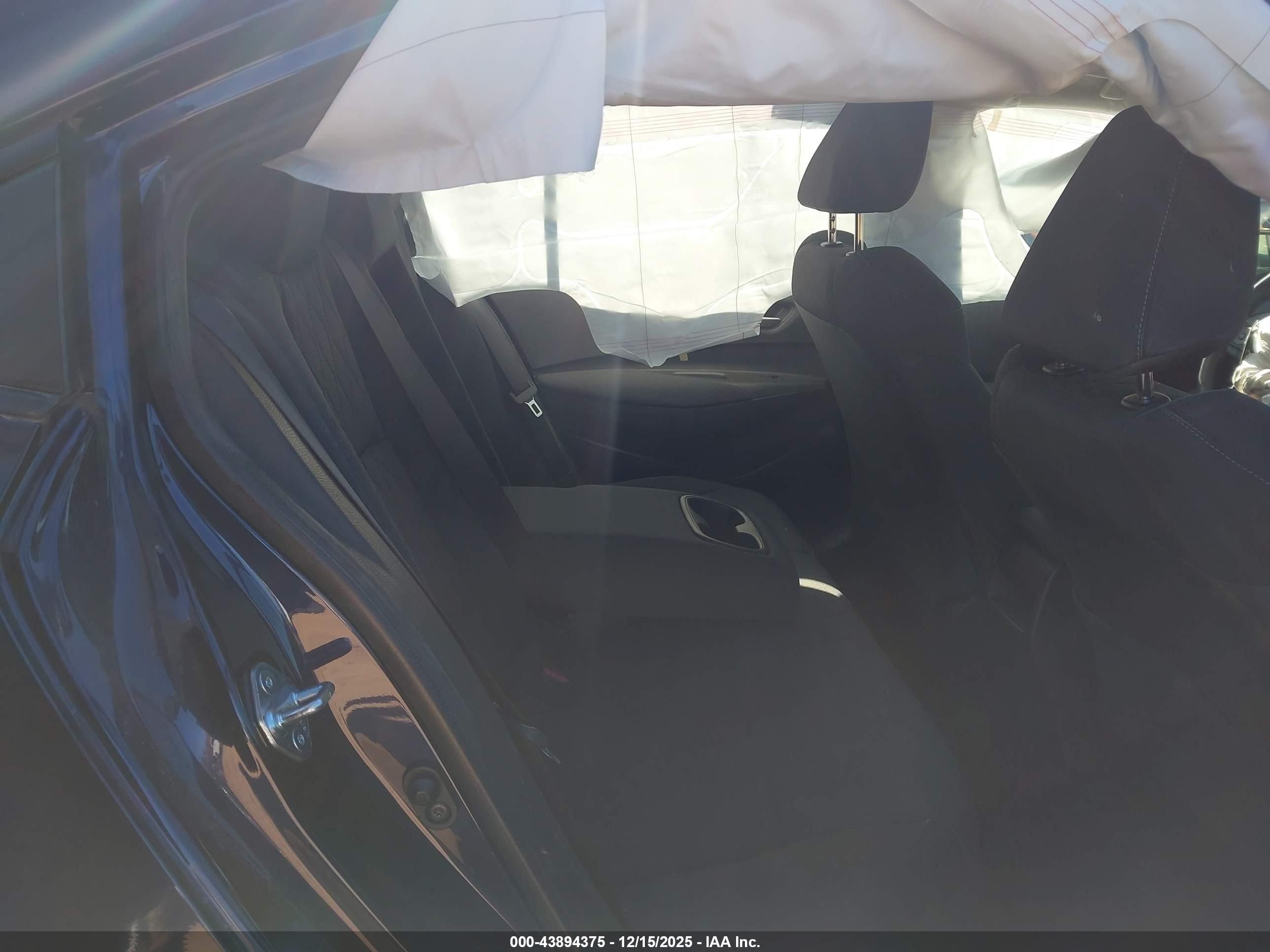 TOYOTA COROLLA image 8