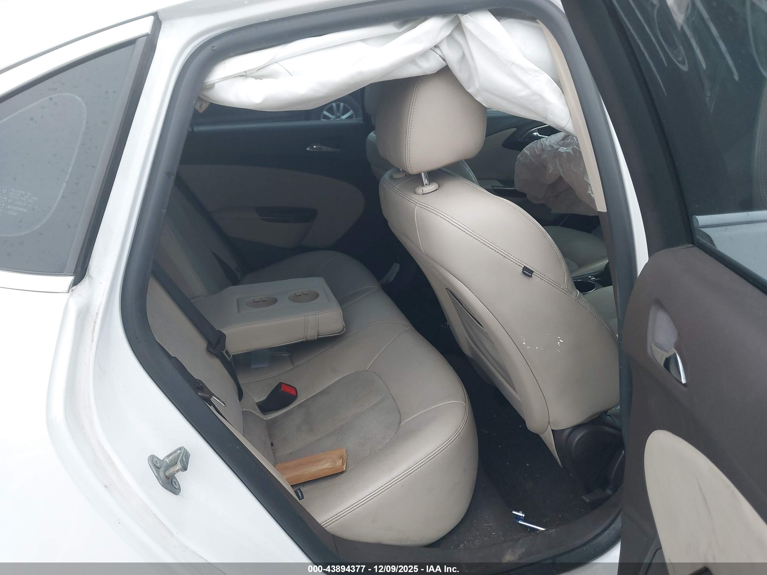 BUICK VERANO image 8