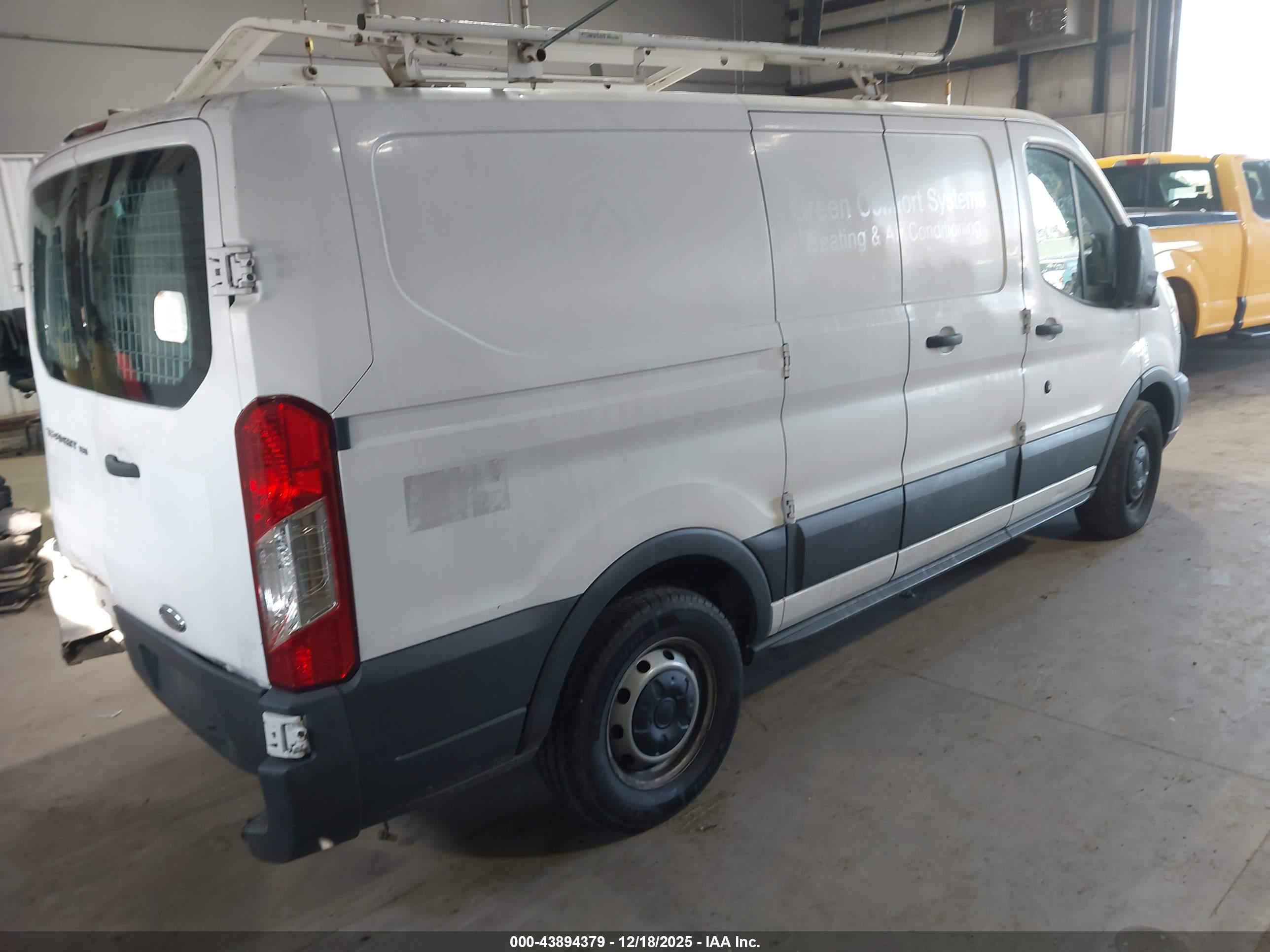 FORD TRANSIT-150 image 4
