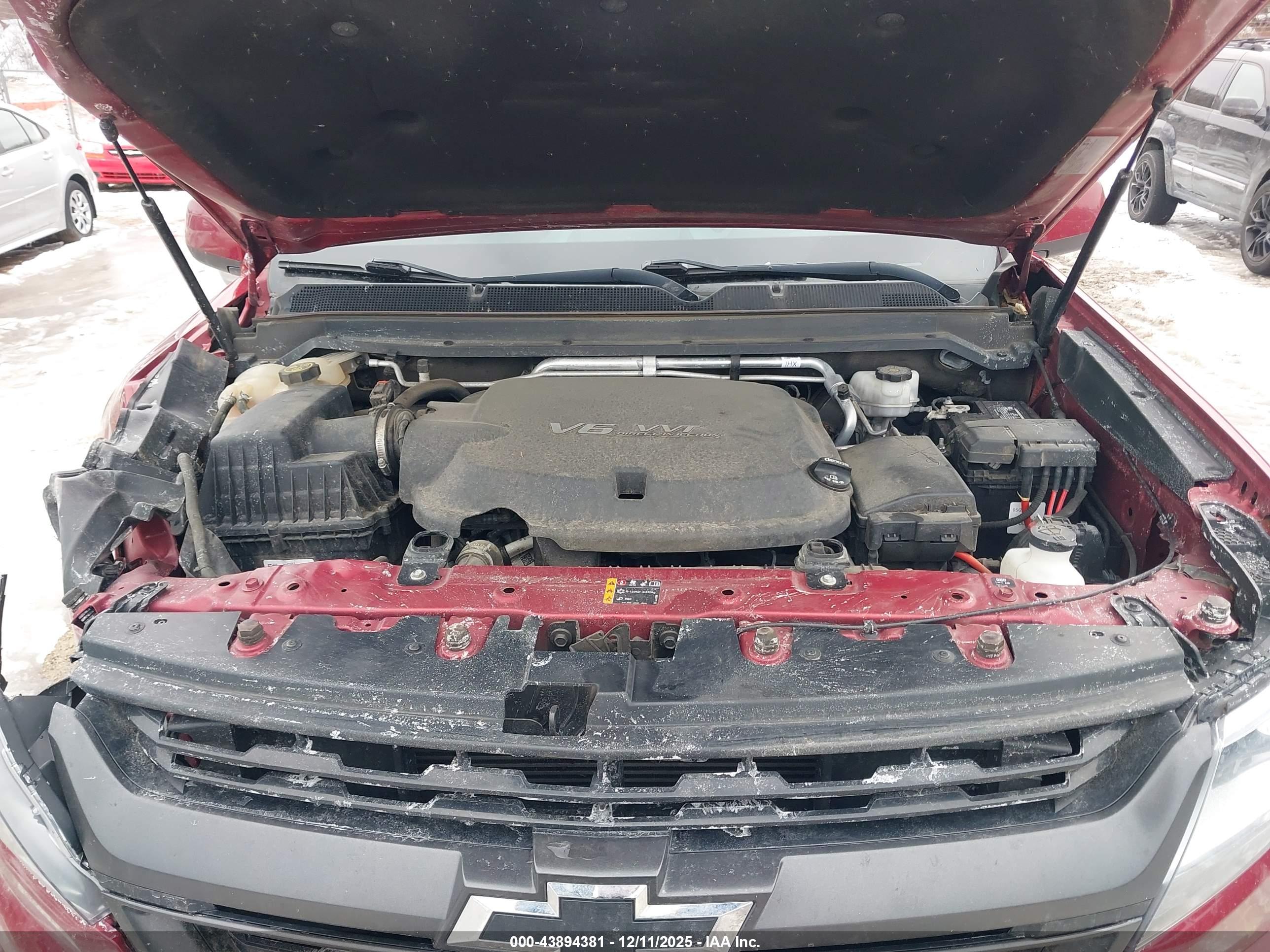 CHEVROLET COLORADO image 10