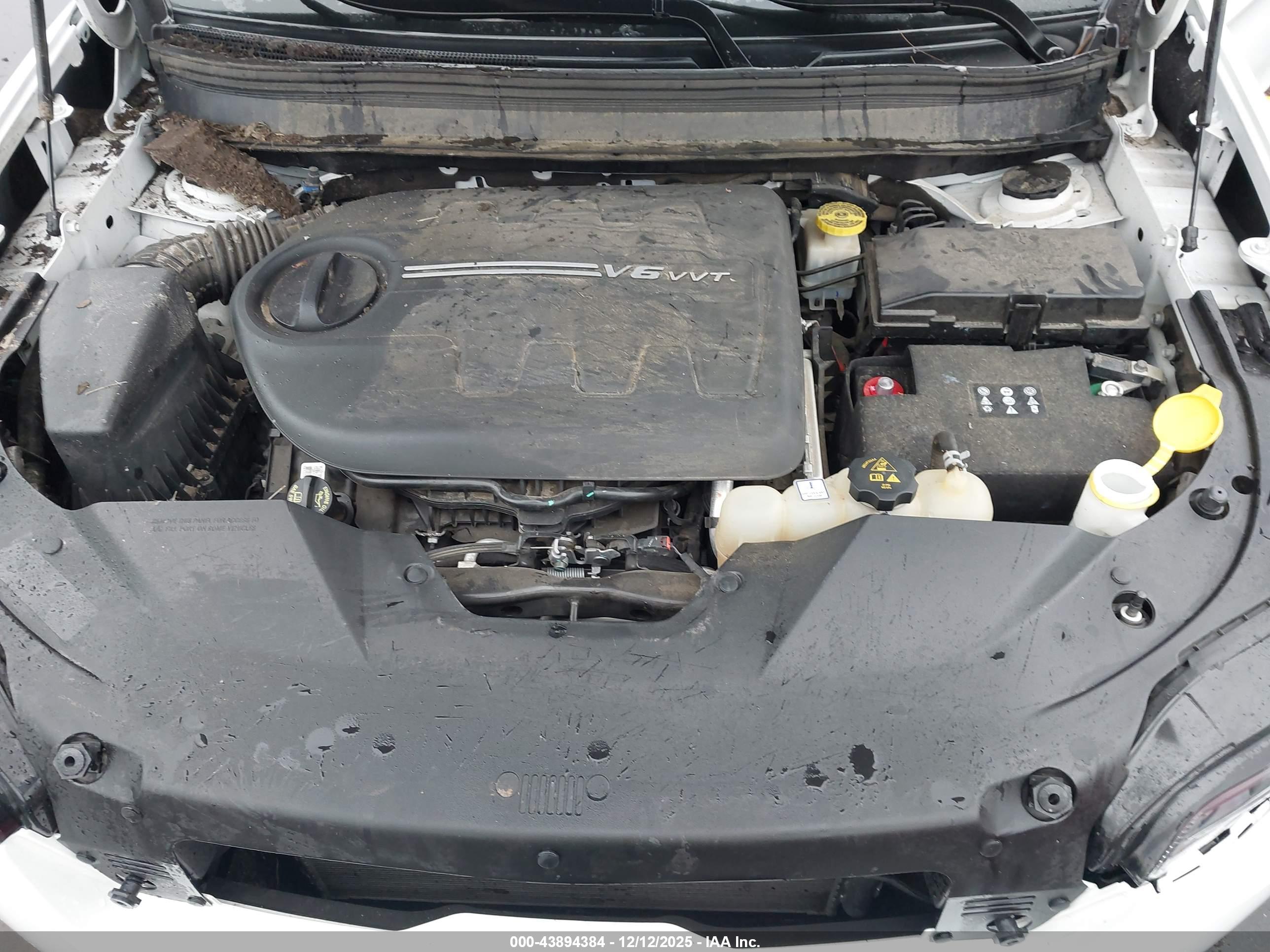 JEEP CHEROKEE image 10