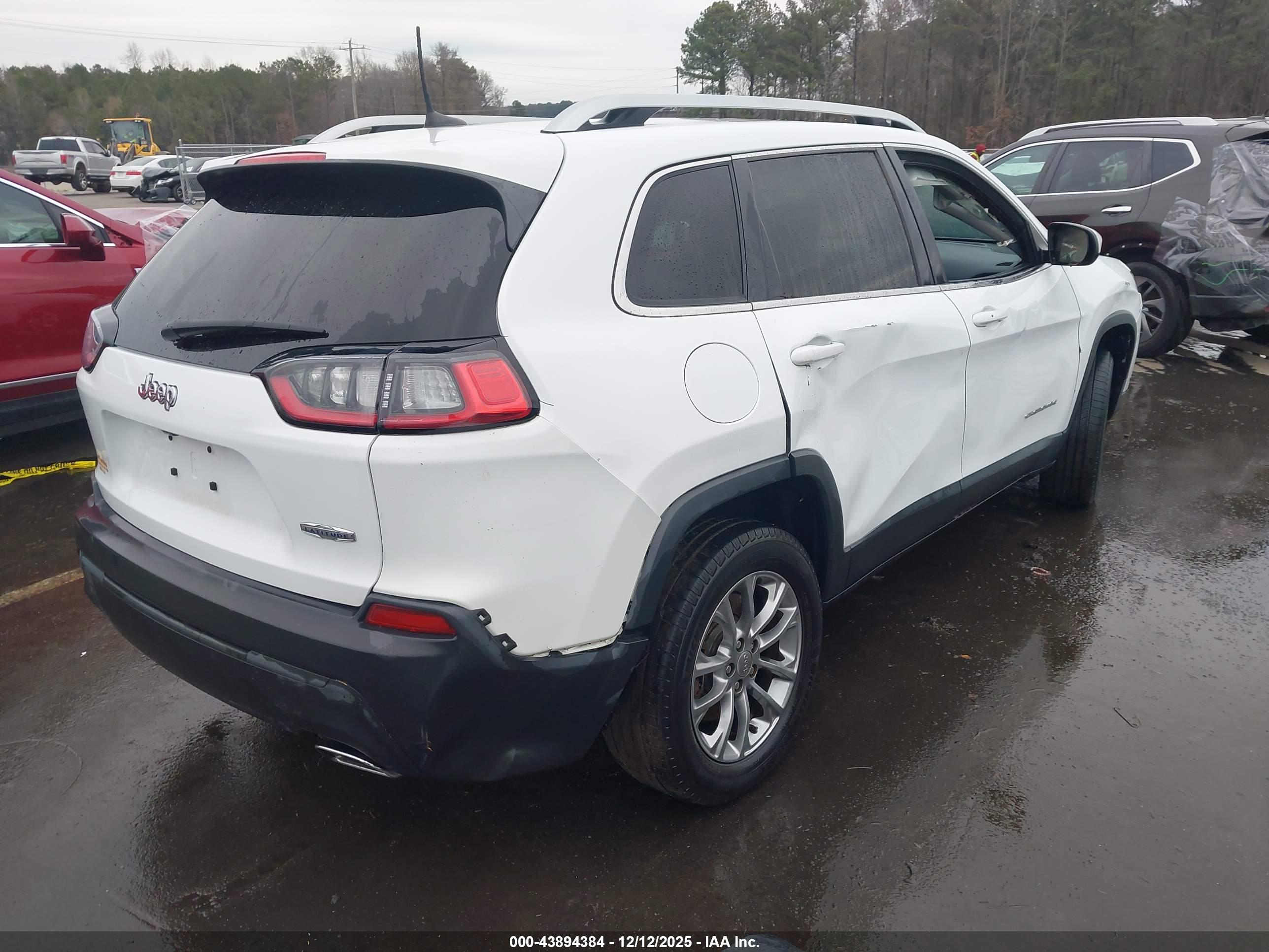 JEEP CHEROKEE image 4