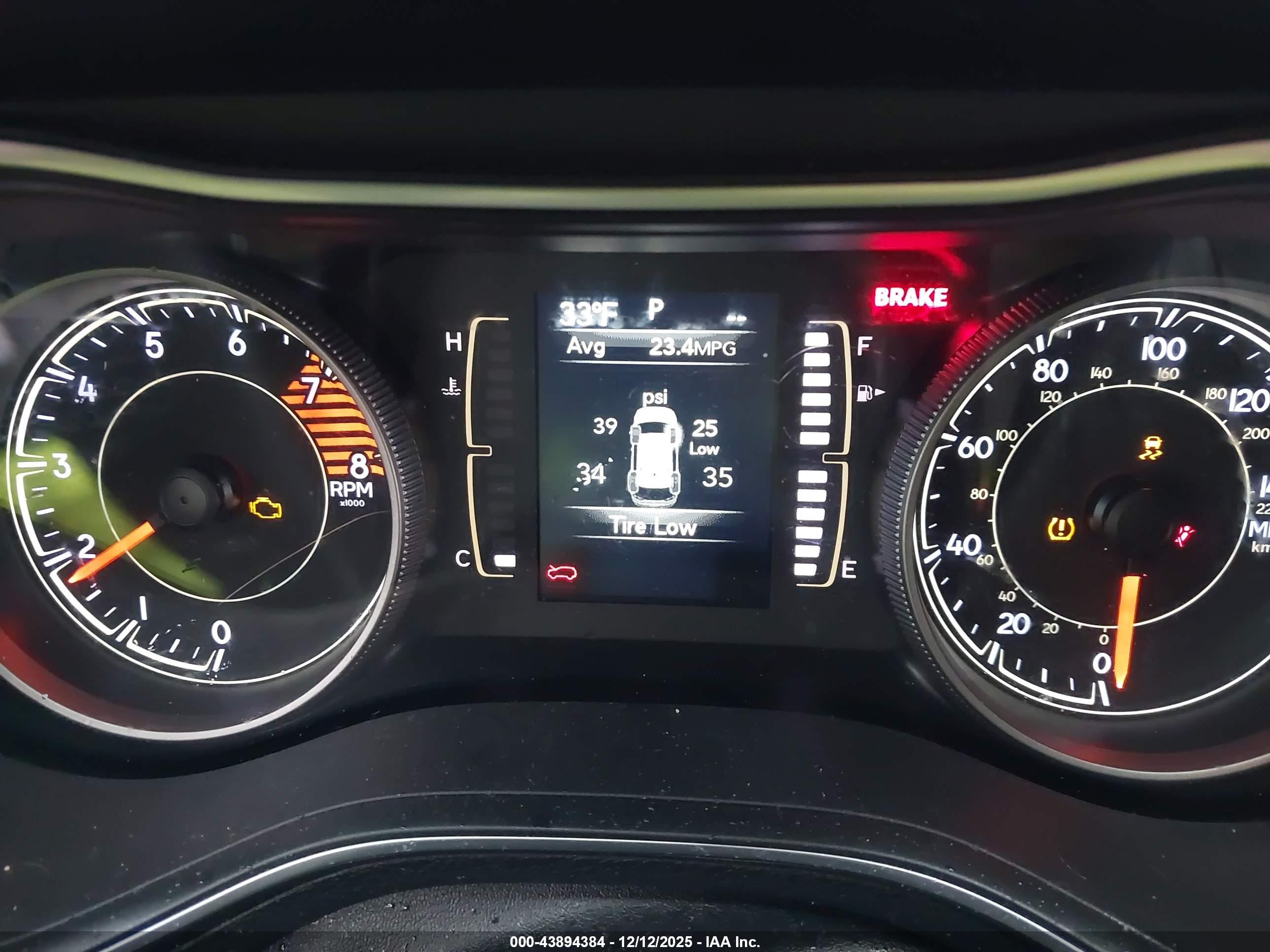 JEEP CHEROKEE image 7